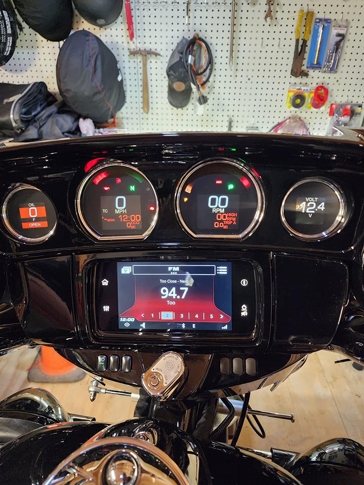 57/mo Finance Dakota Digital 2014+ Replacement Harley Touring Gauges