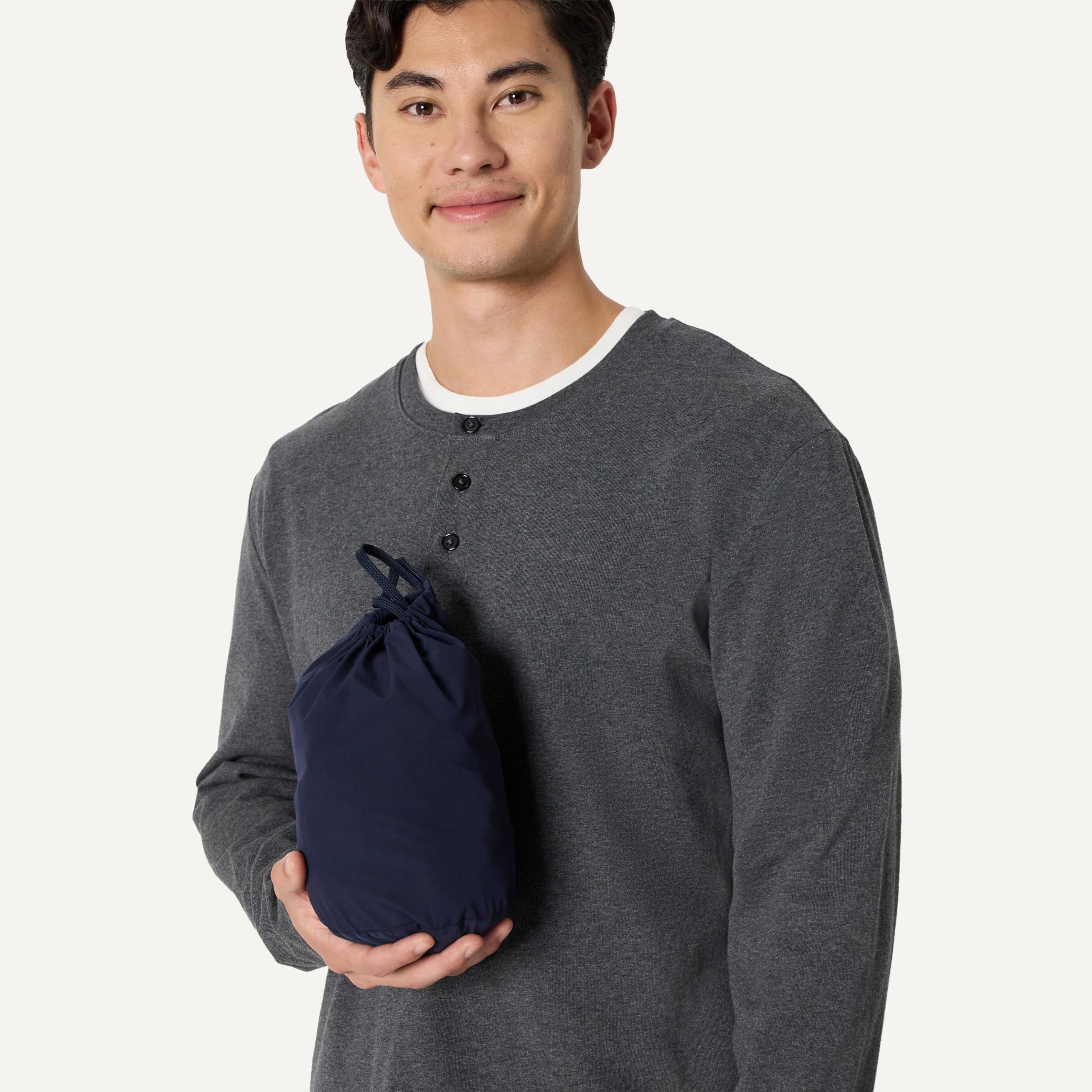 Amazon Essentials Veste de Pluie Imperméable et Compressible, Coupe Standard Homme