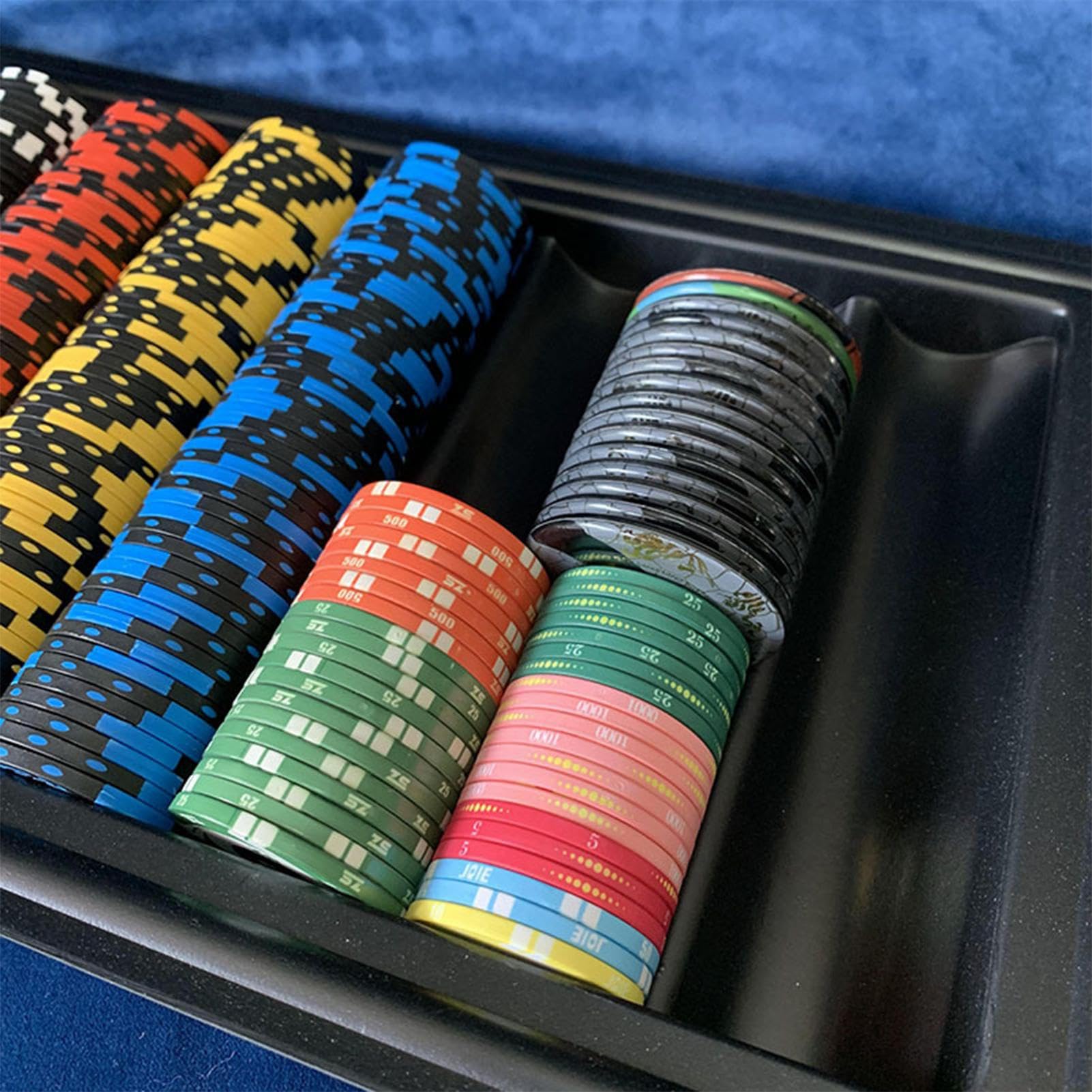 Barquettes de poker et racks - Support de jeton de poker intégré pour jeux de cartes - En acrylique transparent - Support pour les nuits - Distributeur de jetons - Organisateur et table - Accessoire