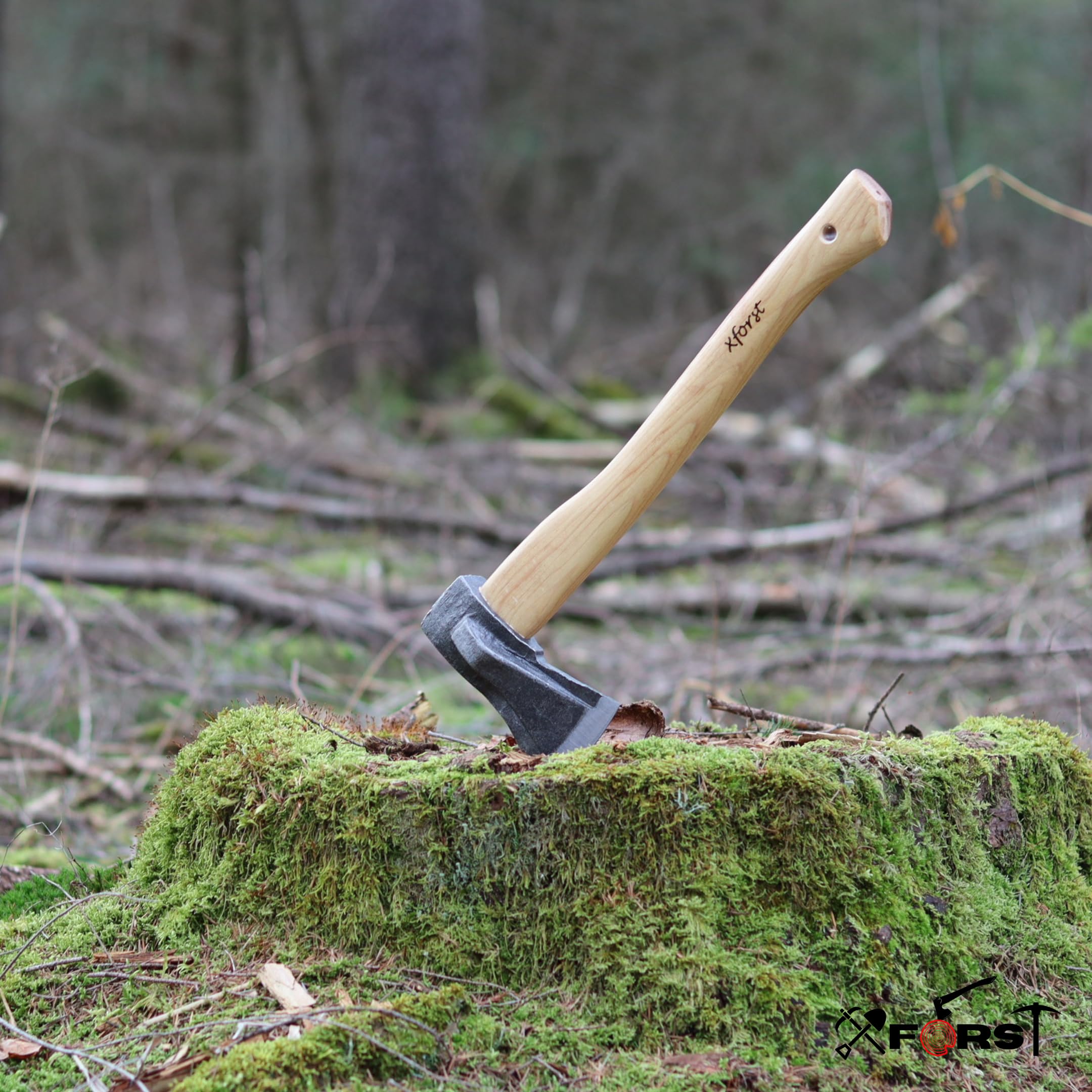 Hacha Xforst de Mano Con Mango de Madera y Hoja de Acero Al Carbono - Universal para Camping y Estilo Vikingo