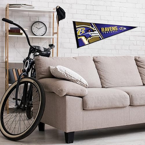 Vista 67 de Rico Industries NFL Football Primary 12" x 30" Felt Wall Décor Pennant - Great for Home/Bed Room/Man Cave Décor