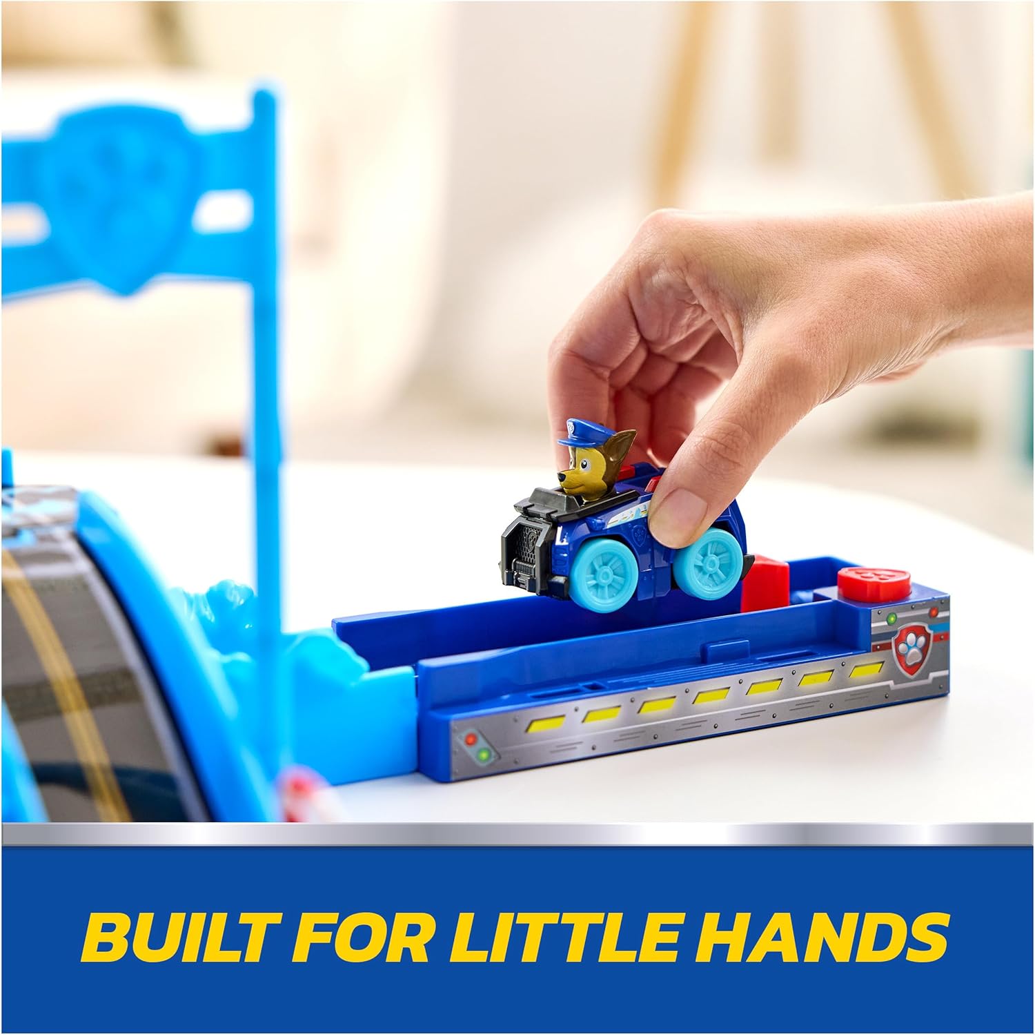 PAW Patrol Pup Squad Track Set, Looping Track Playset & Vehicle Launcher with Chase & Marshall Toy Cars, Kids Toys for Boys & Girls Ages 3 and Up