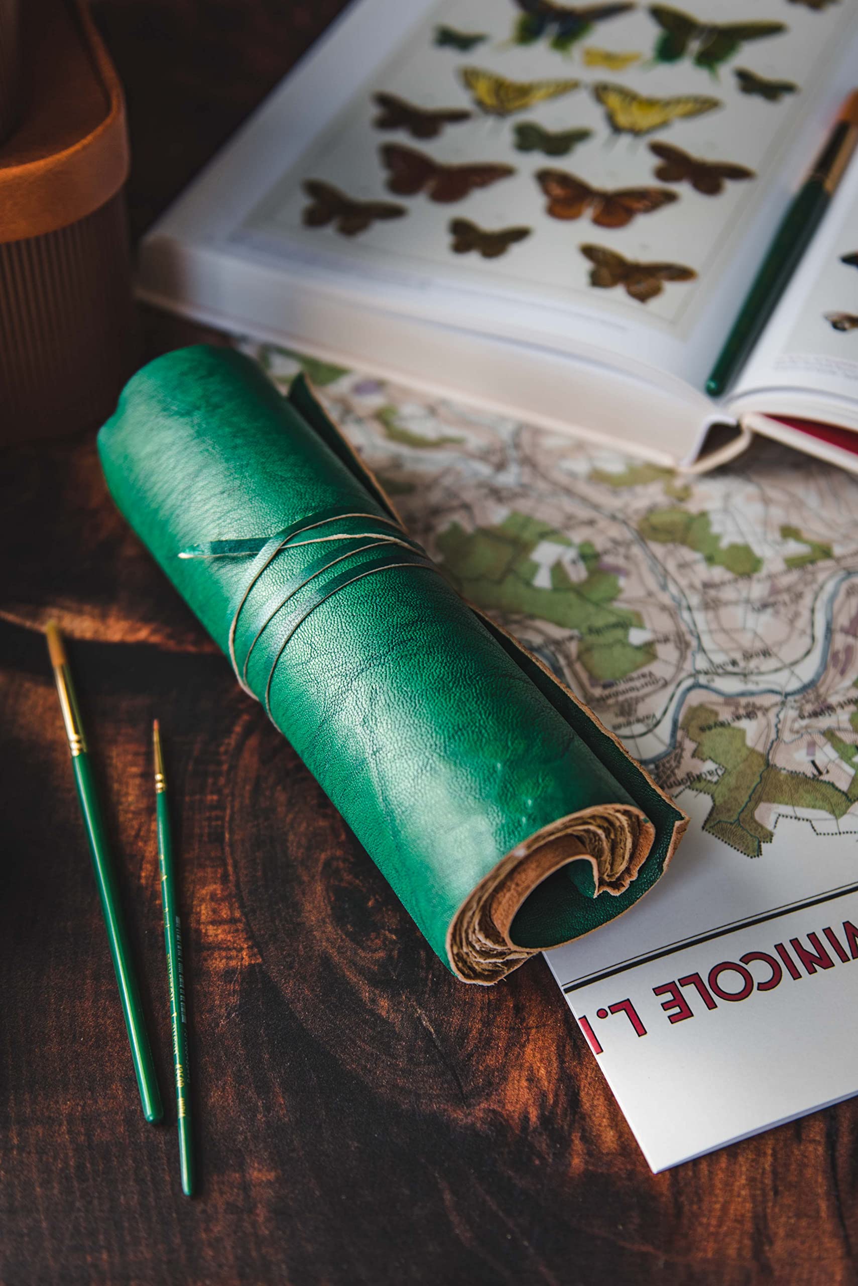 Ręcznie robiony skórzany dziennik przewijania, 100 stron, styl vintage, bez podszewki, rustykalny papier, księga cieni, grymuar, fantazyjne prezenty, szkicownik, antyczny album do scrapbookingu