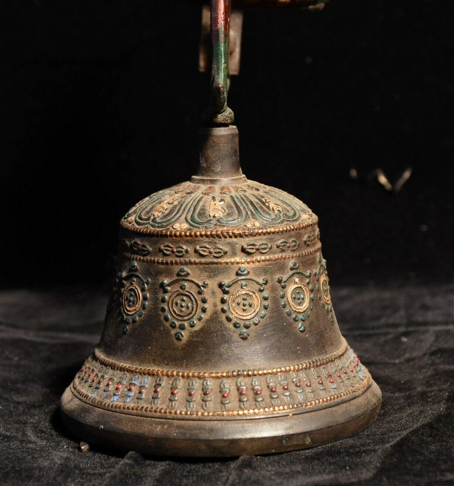 Antiguo Budismo del Tíbet Bronce 4 Manos Chenrezig Estatua de Buda Campana Colgante de Pared