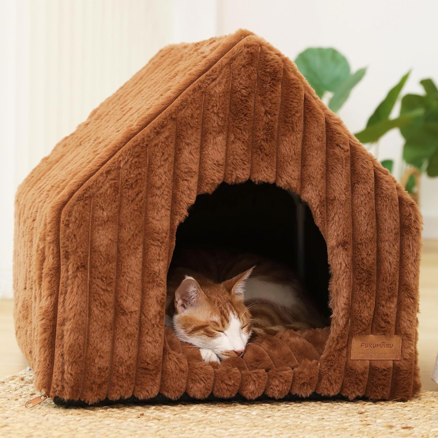 FUKUMARU Cat Houses for Indoor Cats, Washable Cute Cat Bed Cave with Removable Pillow, Large Semi-Enclosed Cozy Dog House Indoor, Soft Faux Rabbit Fur Kitten Bed, 17.5-Inch Durable Cat Hideaway, Brown