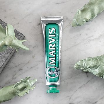 Marvis Classic Strong Mint Toothpaste, 3 × 85 ml, Toothpaste with Taste Experience Guarantee for Invigorating and Long-Lasting Freshness