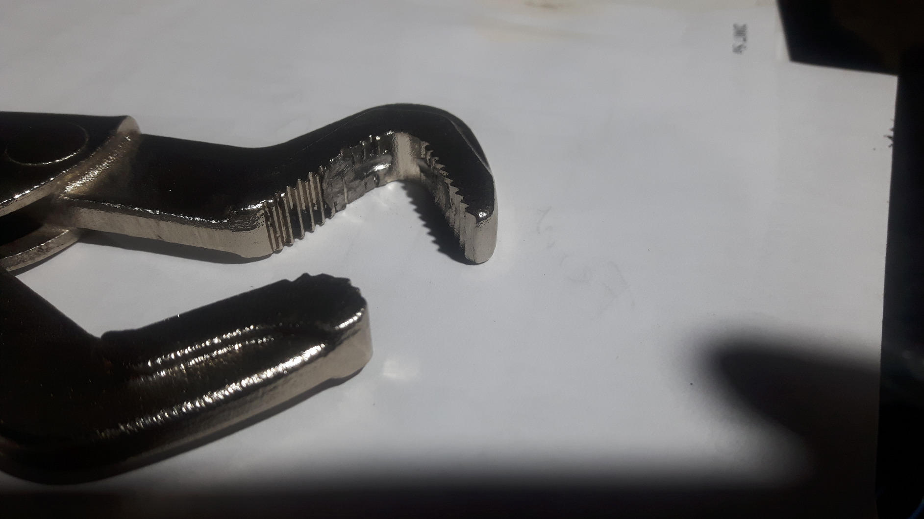 9 Circle 9" Long Sway Bar Link Locking Pliers with Sawteeth, Locking