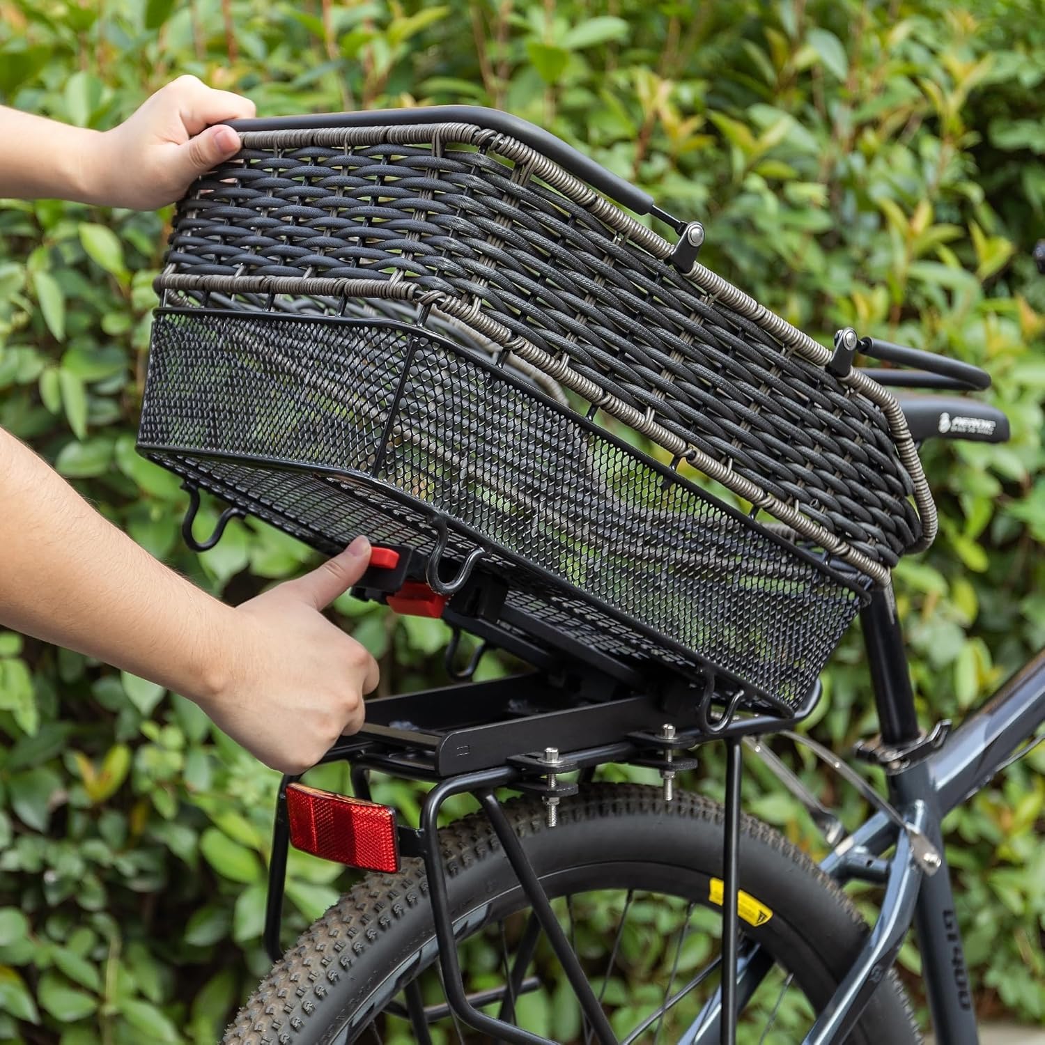 CXWXC Hinterer Fahrradkorb mit Griff – Schnell Abnehmbarer Fahrrad Heckkorb mit Gepäcknetz und wasserdichter Abdeckung, großer Drahtkorb für das Fahrradheck