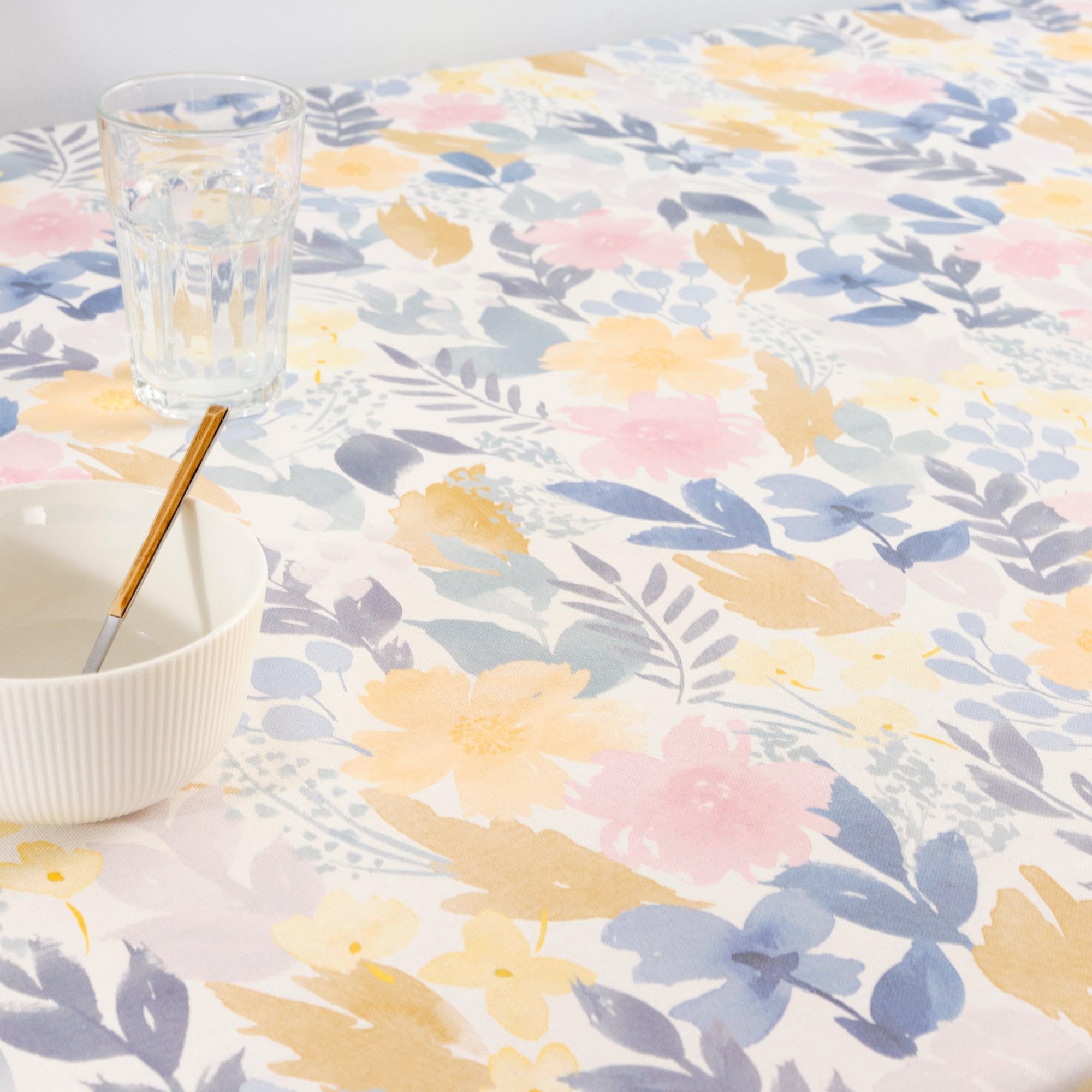 BELUM | Obrus przeciwzmarszczkowy Rozmiar 140x140 cm - Obrus Dotykowy Bardzo miękki Kolor Wielobarwny - Obrus 100% Made in Spain 100% bawełna organiczna - Obrus Model Gisborne