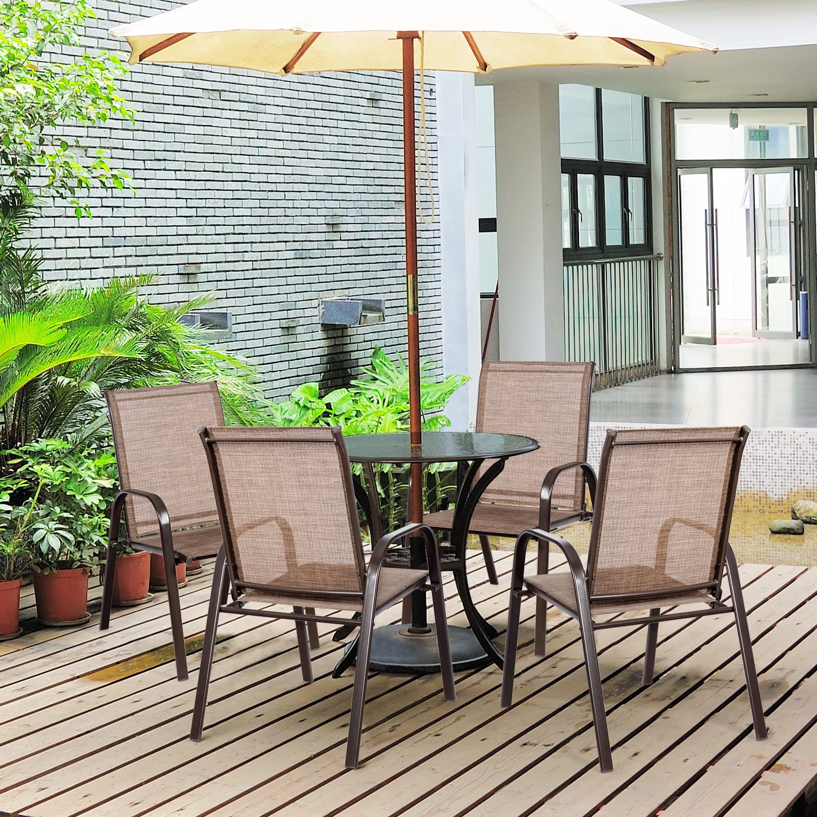 GIANTEX Juego de 2 Sillas Apilables de Jardín, Sillas de Patio con Reposabrazos y Respaldo Alto, 56 x 72 x 90 cm, Sillas de Comedor para Piscina, Terraza, Jardín (Marrón)