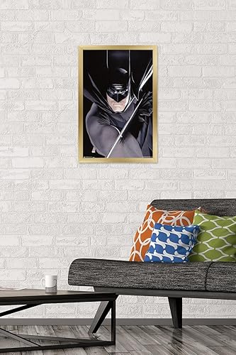 Miniatura 66 de Trends International DC Comics Batman - Póster de pared de retrato, 14.725 x 22.375 pulgadas, versión enmarcada en negro Versión con marco negro