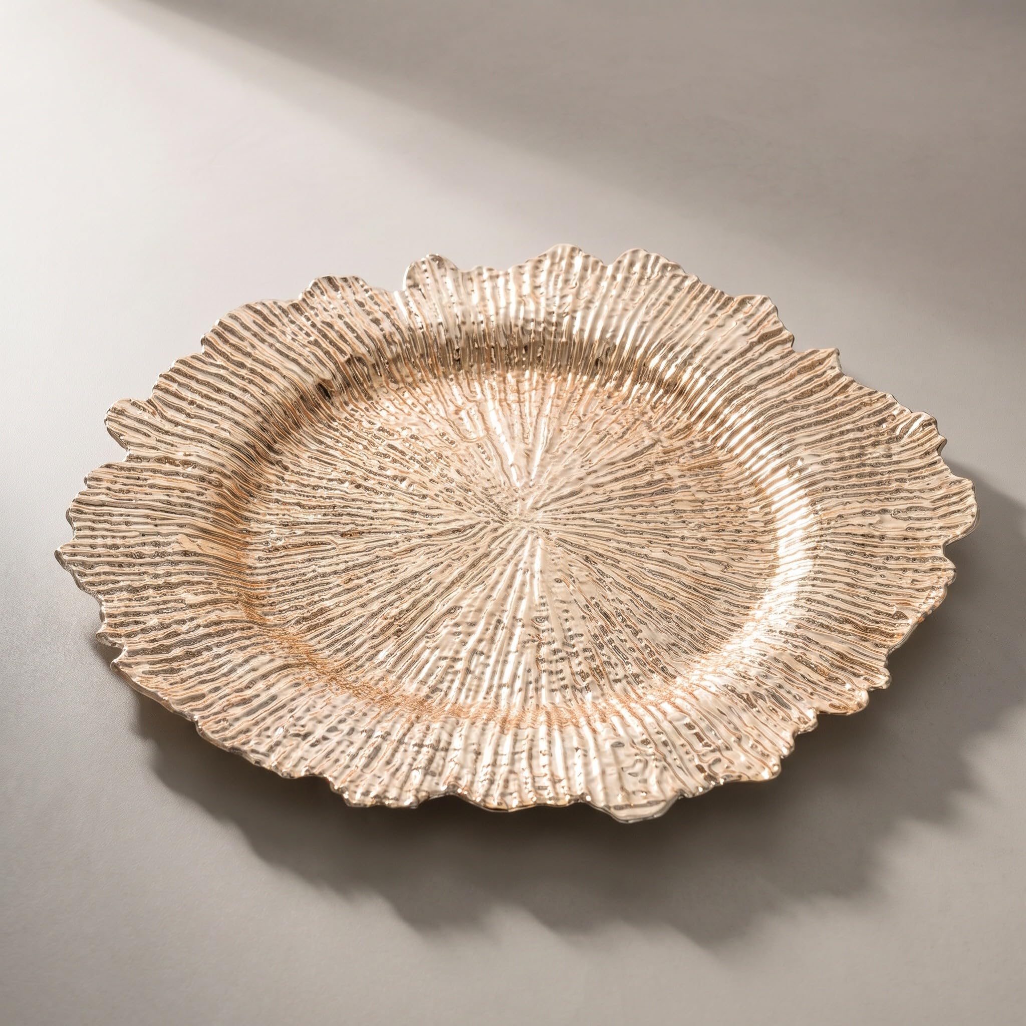 OSALADI 4 szt. złotych talerzyków Reef Charger, 13" eleganckich