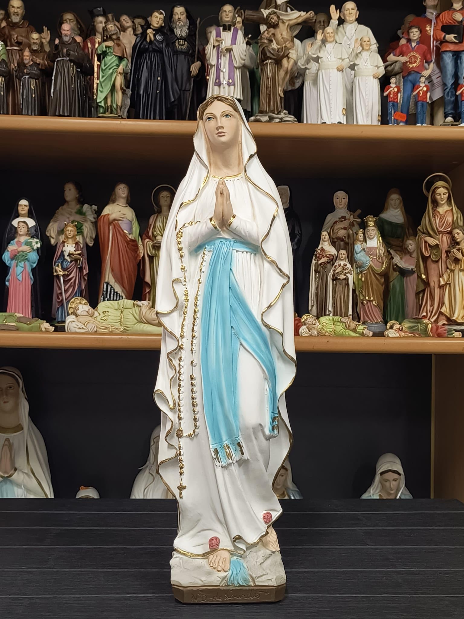 Generico Arte Sacra Caravaggio Statua della Madonna di Lourdes cm 50 (19,68 inches) in marmo resina decorata a mano di produzione artigianale italiana