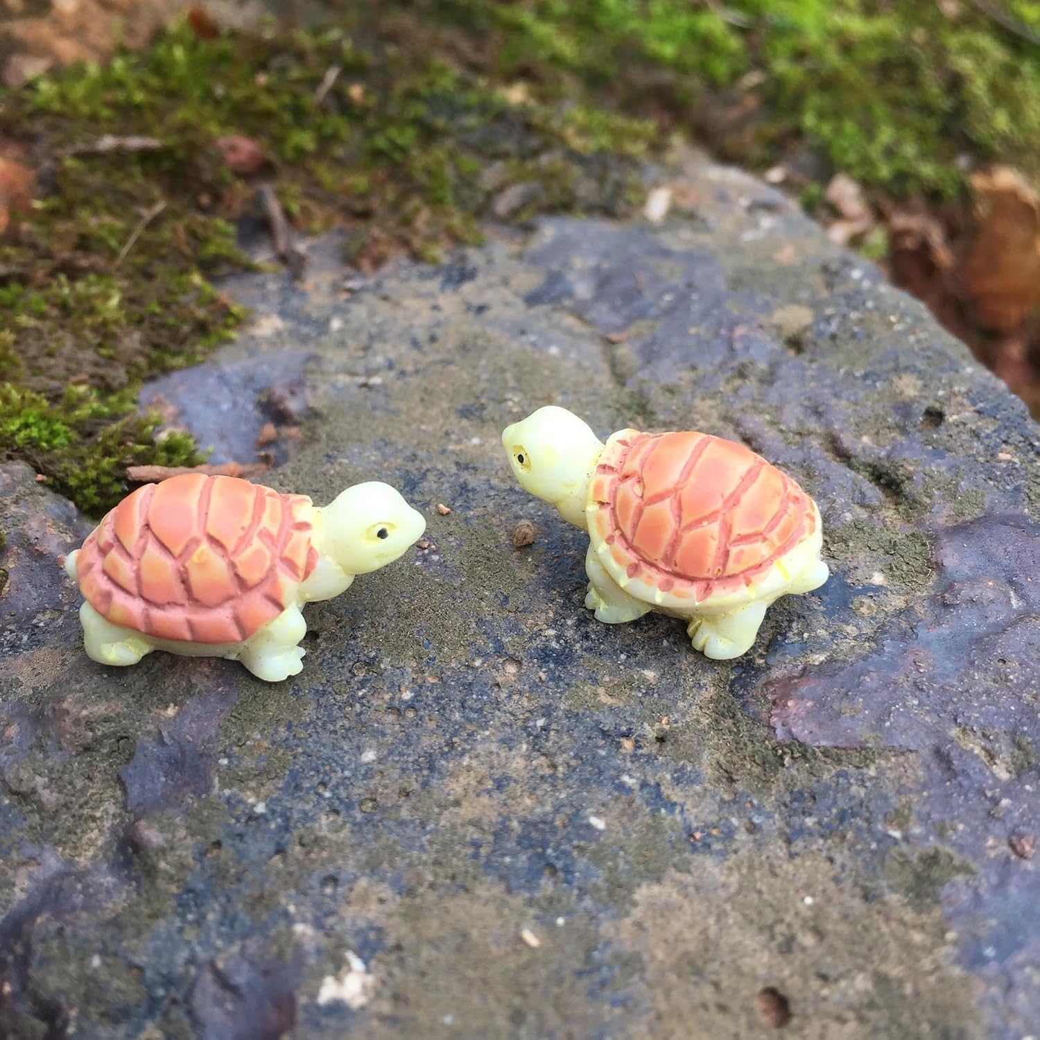 22 Pcs Resin Mini Turtles Miniature Turtle Statue Miniature Figurines Fairy Garden Accessories Cake Toppers Decoration Set for Succulent Planter Moss Landscape DIY Terrarium Home Décor