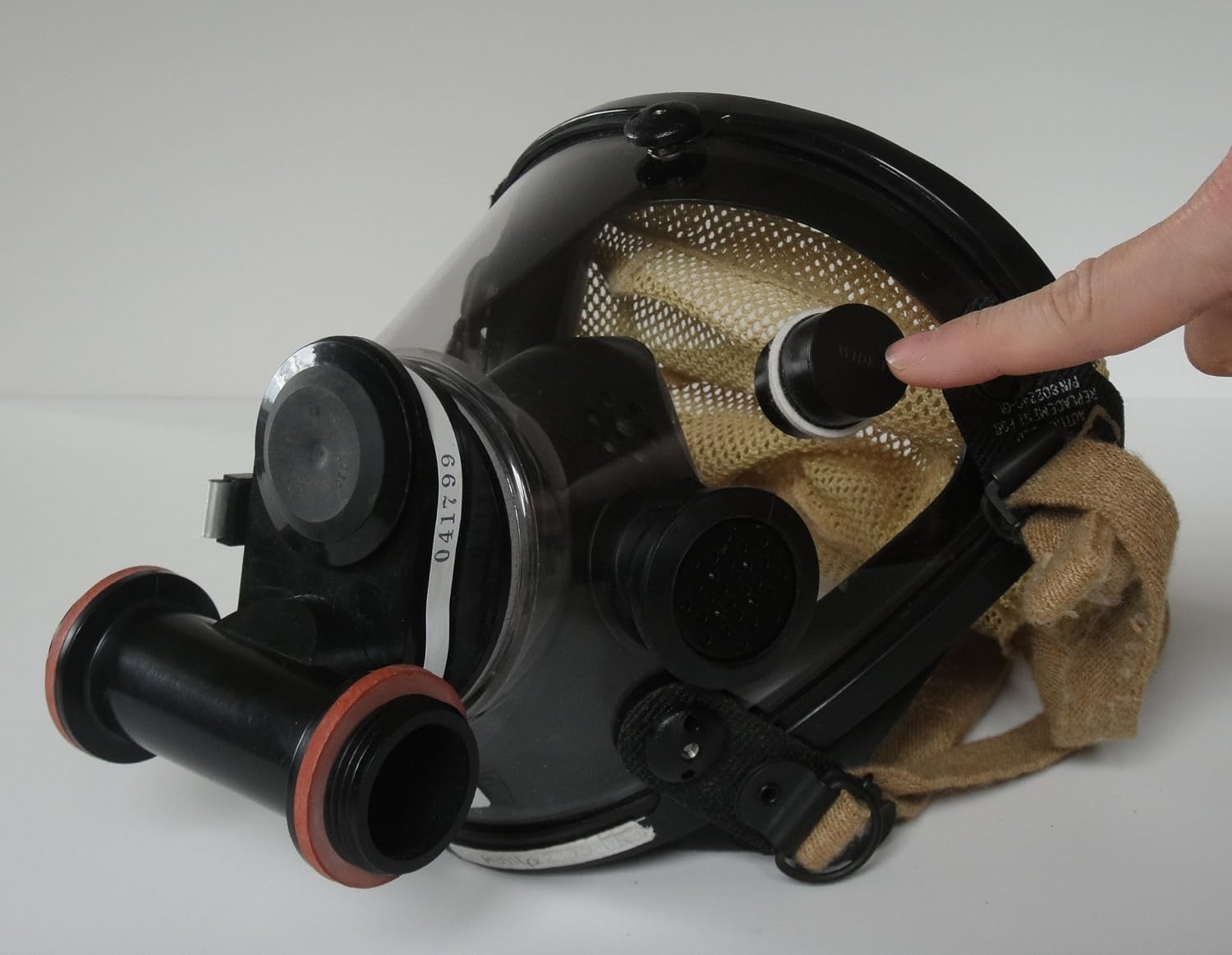 Magnetic Fog Wiper for Firefighter Mask (Black)