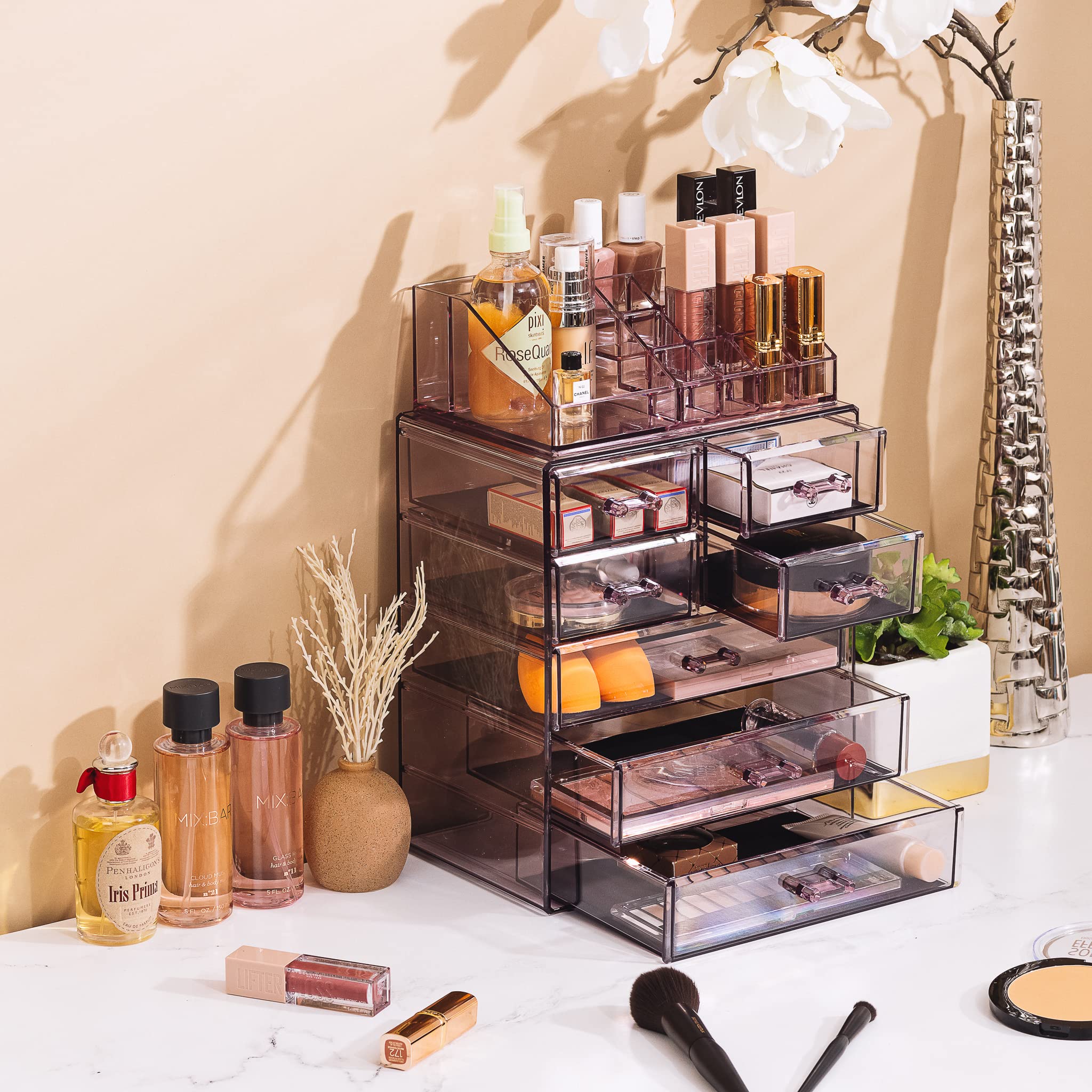 Sorbus Caja de almacenamiento de acrílico para cosméticos y joyas, diseño espacioso, ideal para cuarto de baño, tocador, tocador y encimera