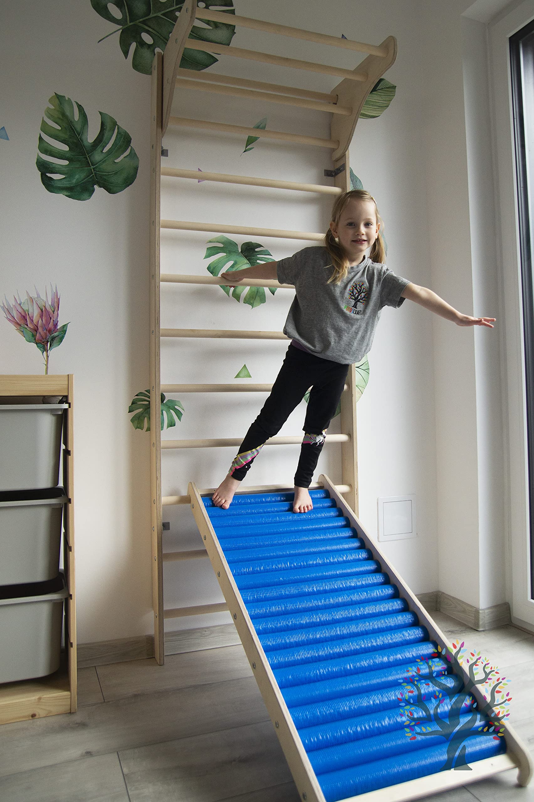 WoodsCraft Sprossenwand für Kinderzimmer | Holz Kletterwand für Kinderzimmer | Klettergerüst Indoor & Turngeräte für Kinder | Indoor Spielgeräte | Wall Bars für Kinder Klettern Indoor
