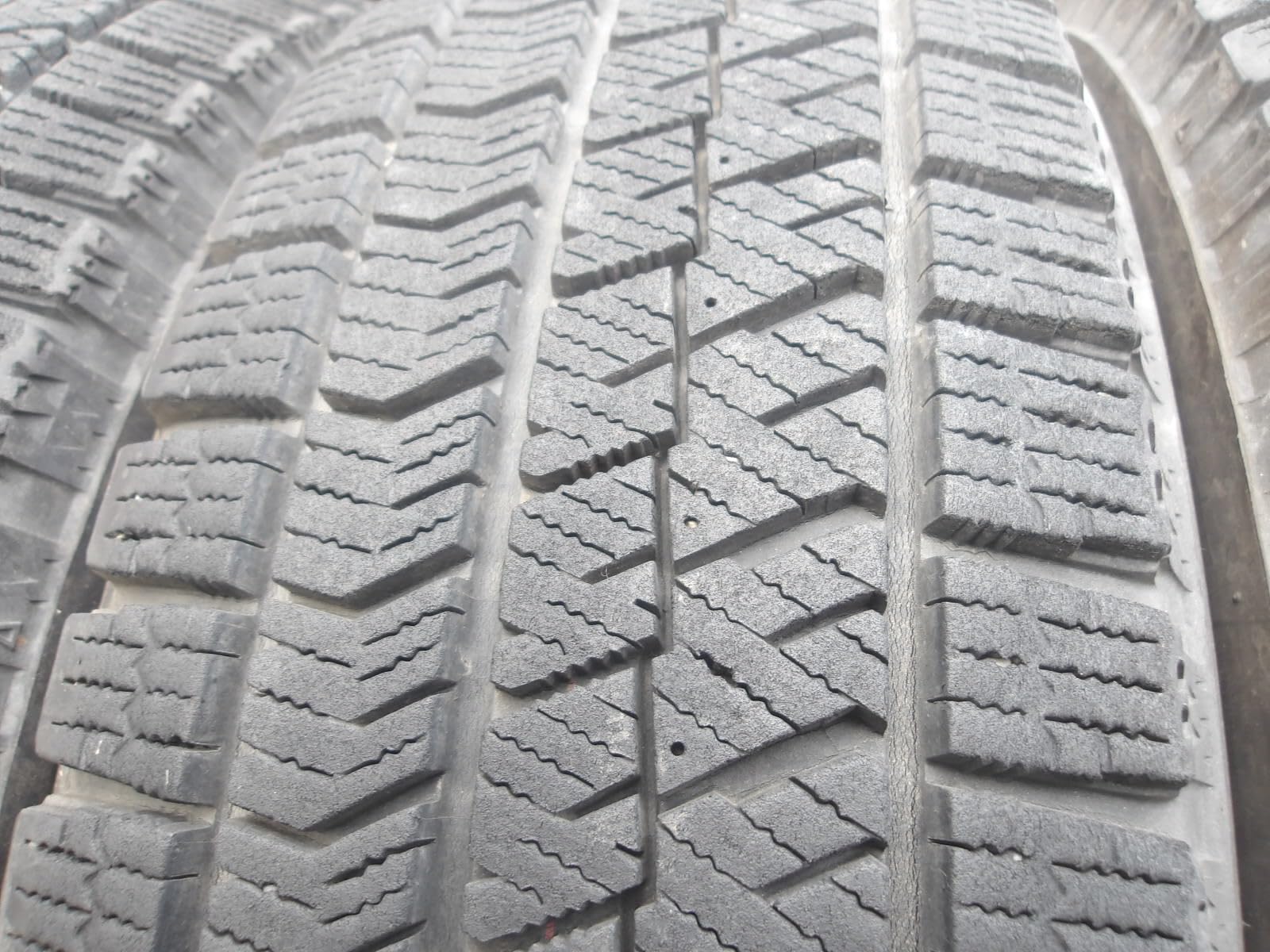 Amazon.co.jp: Y950k-1 155/65R13 冬4本セット スタッドレス 73Q 155 