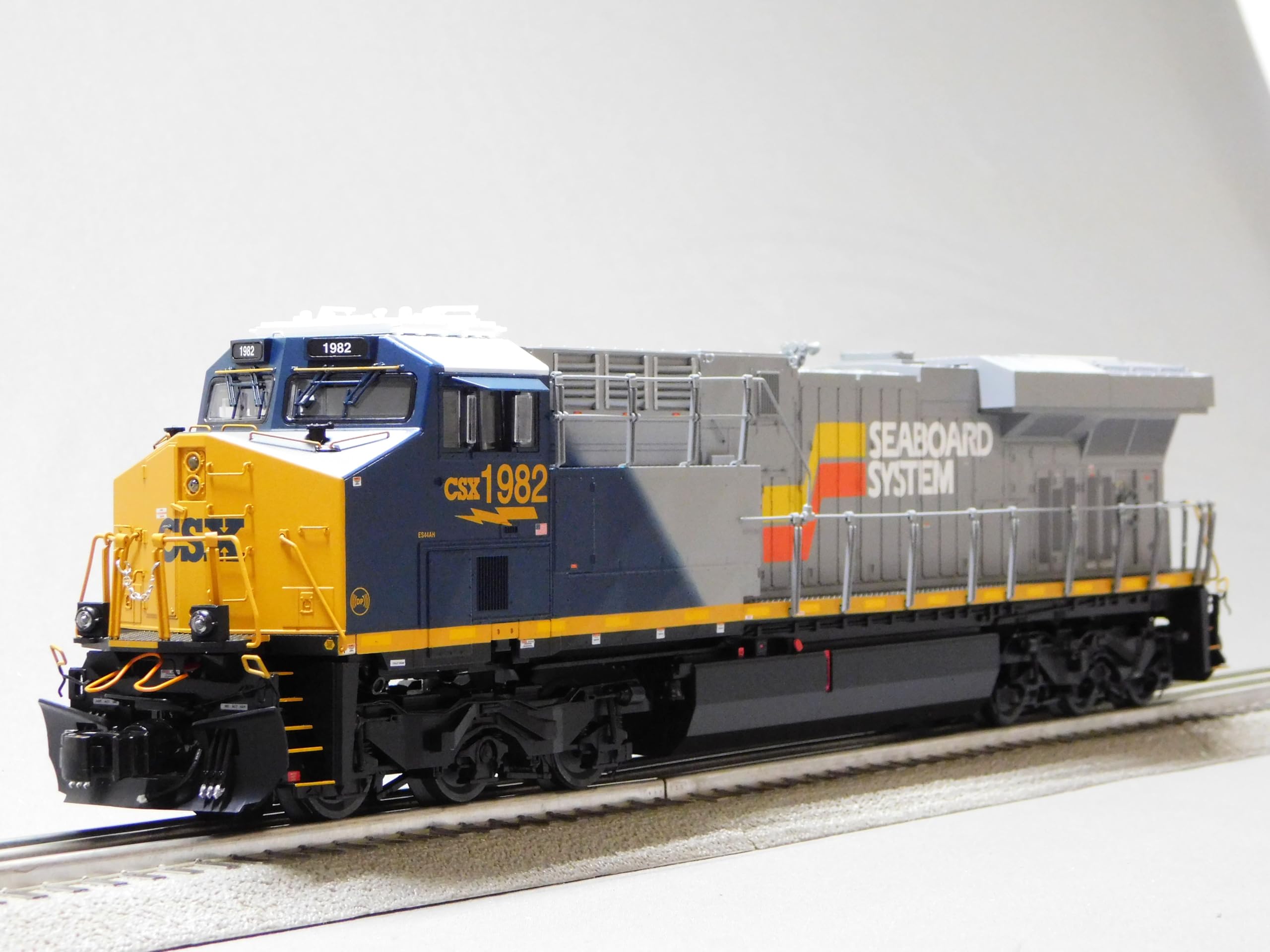 Lionel BTO CSX Seaboard Legacy ES44AC 1982 Diesel Locomotive O Gauge 2433861