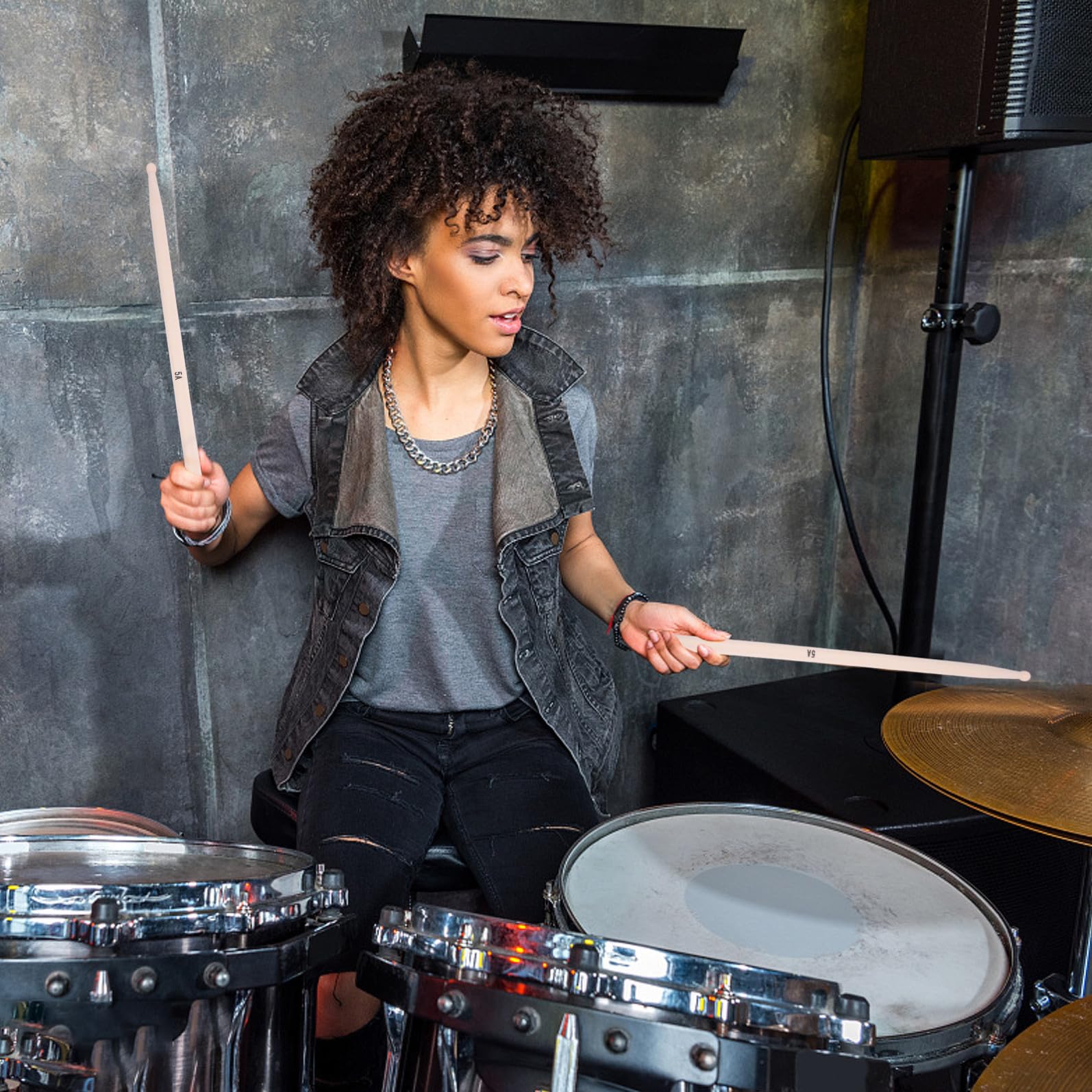 20 Stück Teiliges Ahornholz Drumsticks mit Glatter Oberfläche und Komfortablem Griff Professionelle Schlagzeugstöcke für Musiker Anfänger und Drum Liebhaber Langlebig und