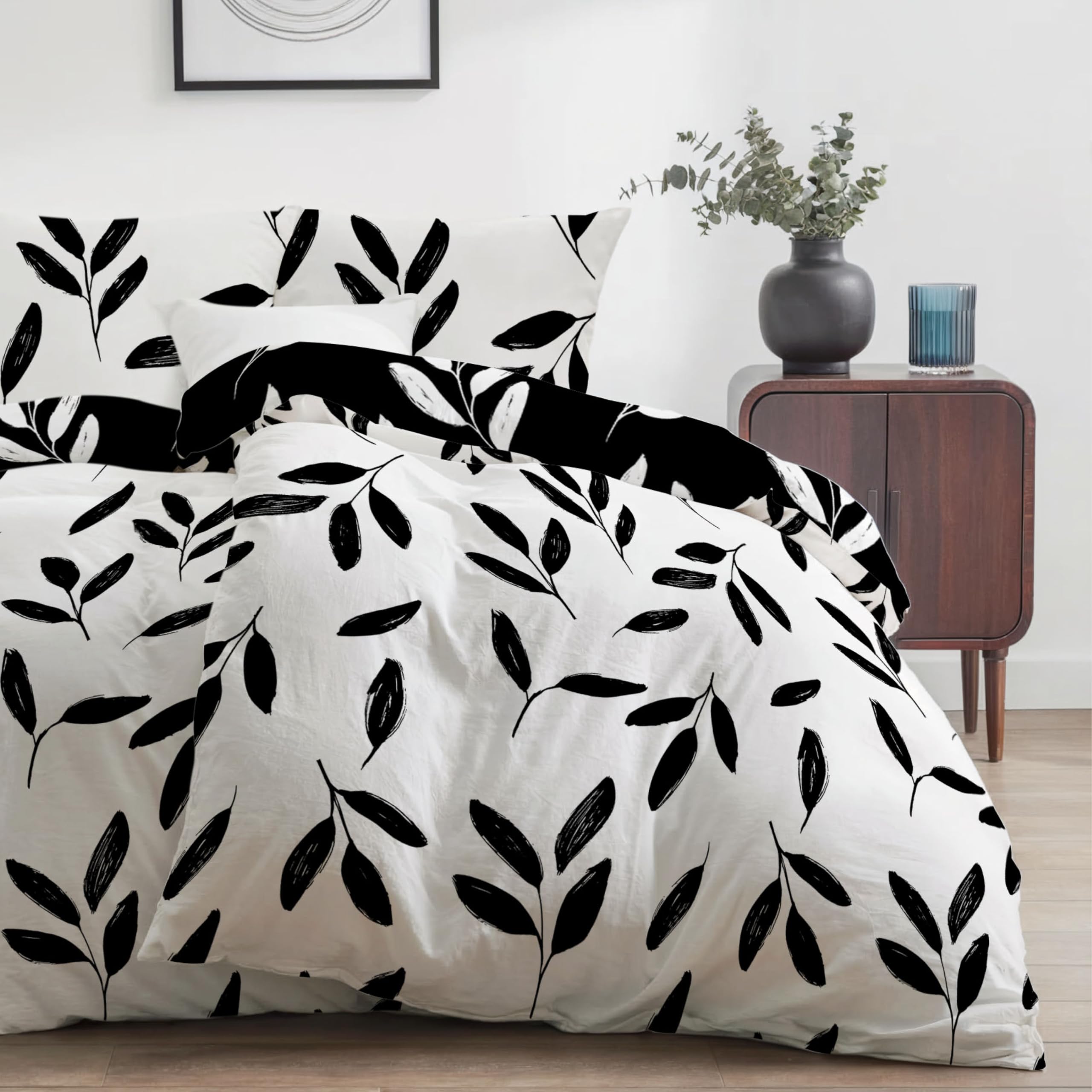 Dreamzie - 4teilig Bettwäsche Set 135x200 cm – Blumenmuster Schwarz-Weiß – mit 2 Kissenbezügen 80x80 cm – Bettbezug aus 100% Mikrofaser – Oeko-Tex Zertifiziert – Ohne Schadstoffe