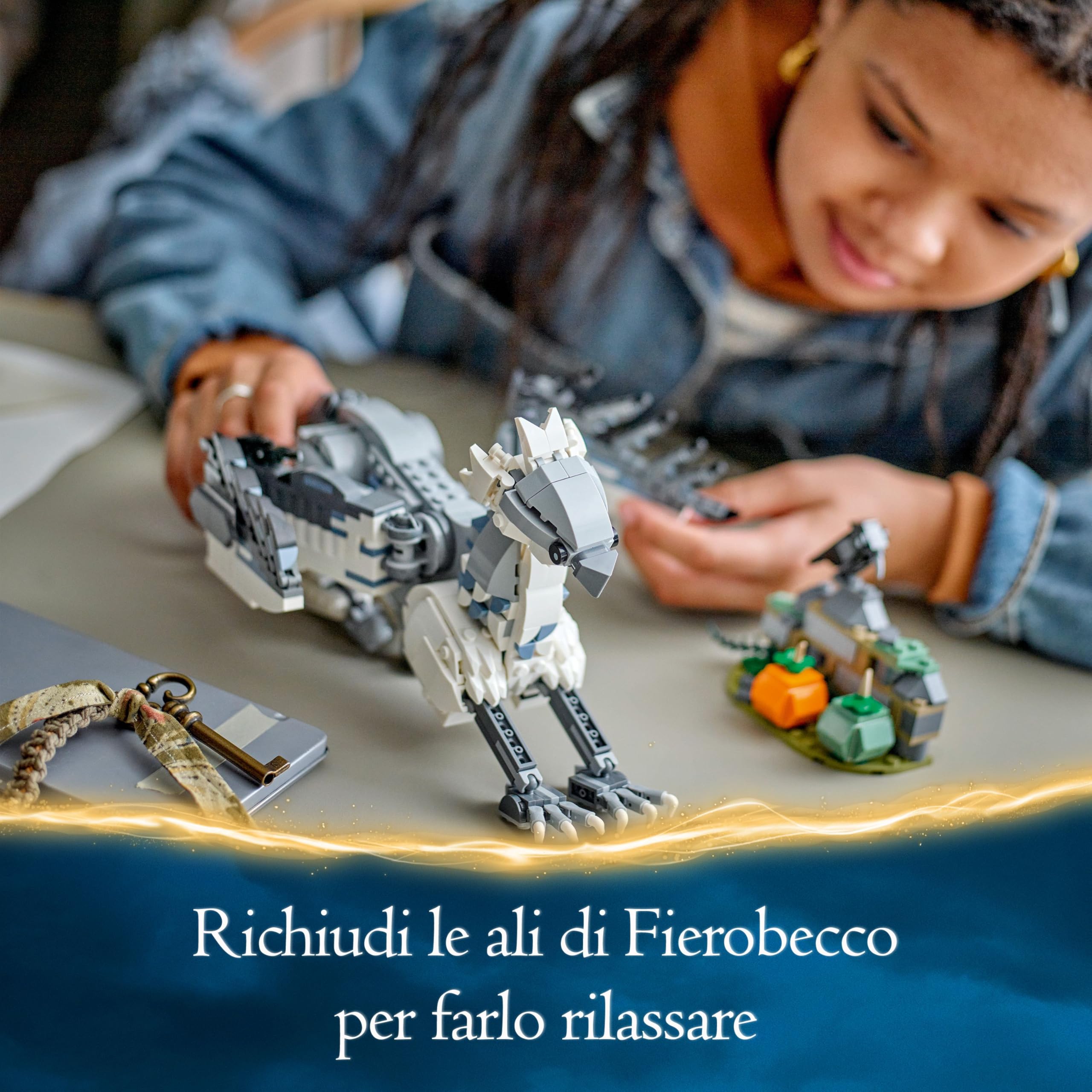 LEGO Harry Potter Fierobecco, Figura di Ippogrifo Giocattolo da Costruire con Parti Snodabili, Creatura Magica da Collezione, Giochi Creativi per Bambini, Bambine, Ragazzi e Ragazze da 9 Anni 76427