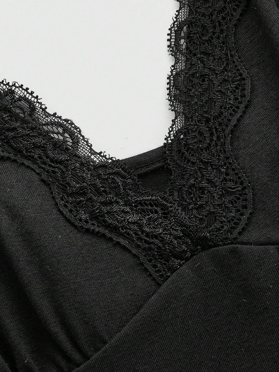 SHENHE Women's Lace Tank Top Babydoll V Neck Sleeveless Flowy Lace Cami Sexy Peplum Tops - Image 6