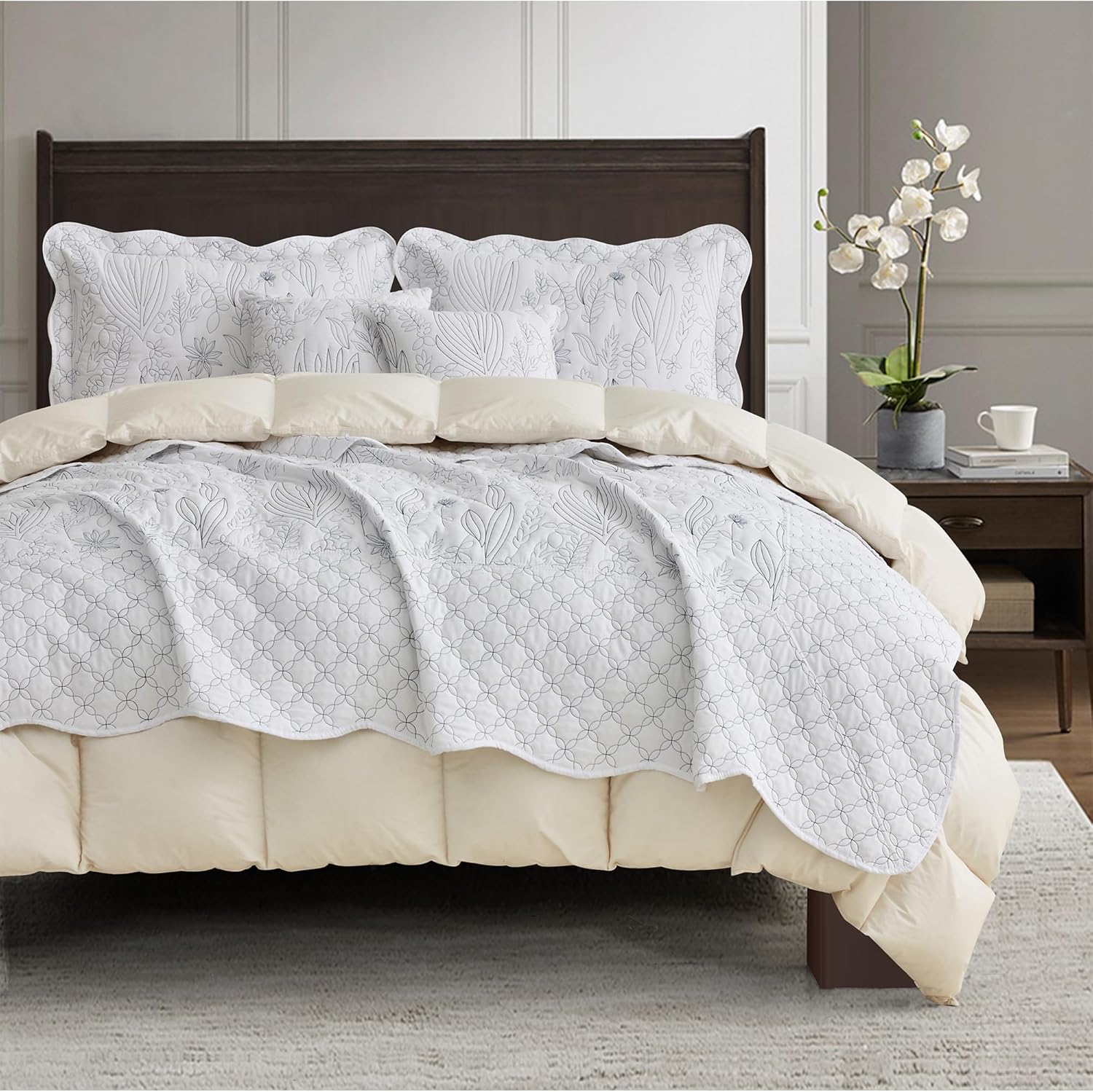 CHIXIN Botanical Oversized Bedspread King Size - Leaves Pattern Stitching Quilt Set - Elegant & Fresh Style Bedding Coverlets, Reversible, Lightweight, 5 Piece, White - Image 5
