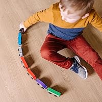 Vista 8 de Melissa & Doug – Tren de madera, vagones de tren