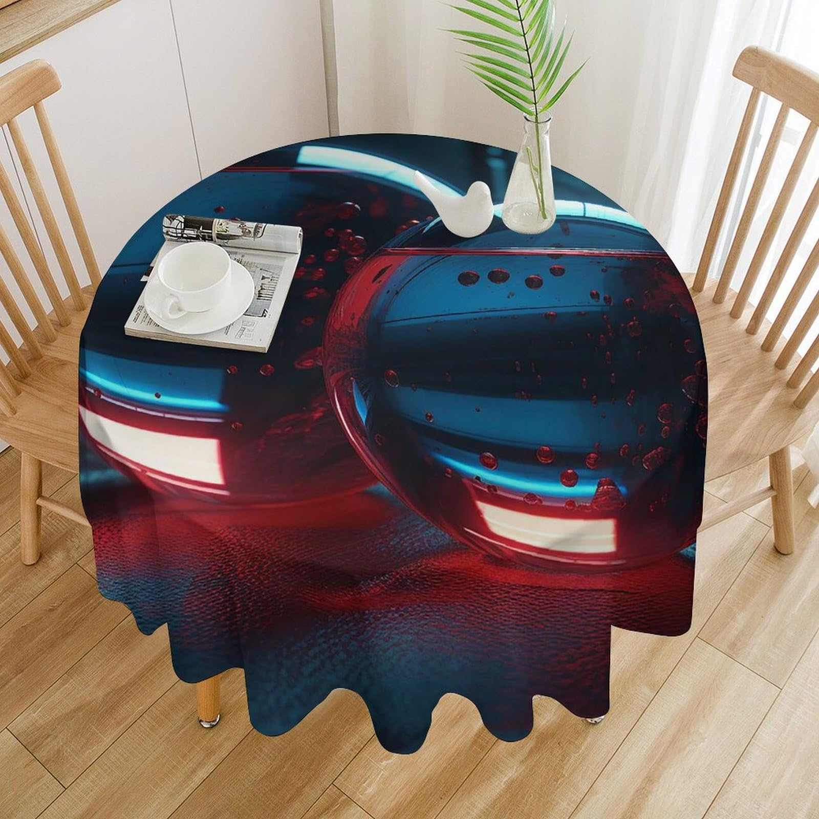 Nappe ronde motif boule de verre bleue au tombé lourd pour réceptions de mariage chic