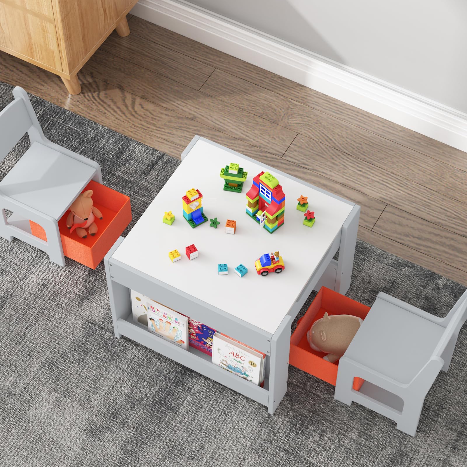 Garvee 4-in-1 Kindertisch und Stuhlset aus Holz – Multifunktional mit beidseitig nutzbarer Tischplatte (Tafel/Whiteboard), Bücherregalen, Schubladen und 2 Stühlen – Viel Stauraum für Kreativität im