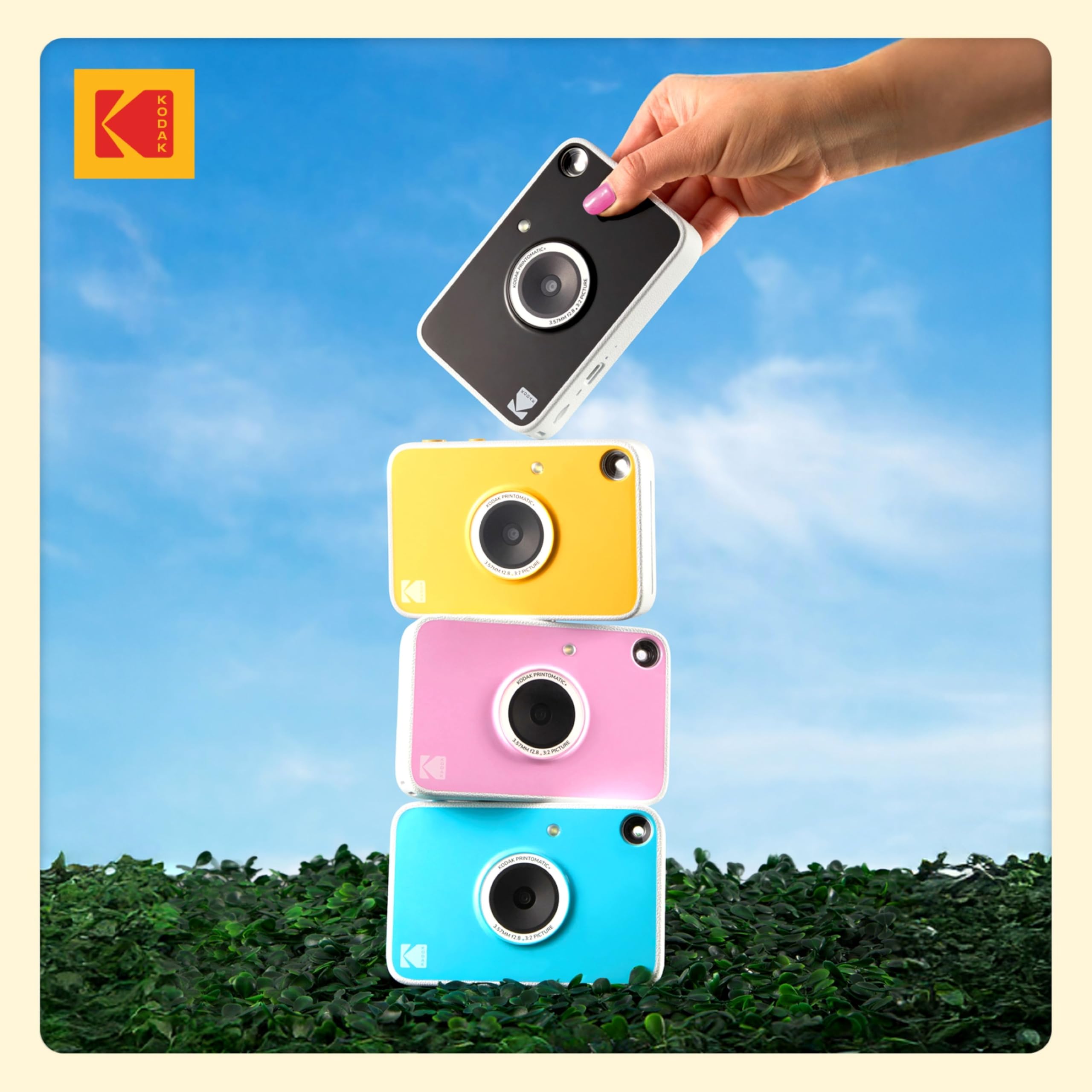 KODAK Printomatic+ Fotocamera Istantanea 10MP Kit Iniziale (Rosa) con Custodia, RGB LED e Carta Adesiva Zink 20pz – Giallo
