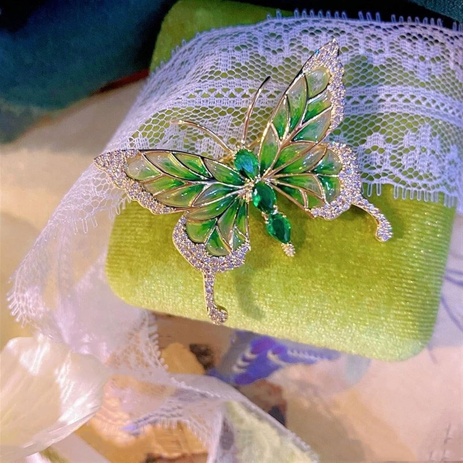 Brooch Fashionable and Luxurious Green Butterfly Brooch Exquisite Zircon Pin Birthday Gift for Women brooches