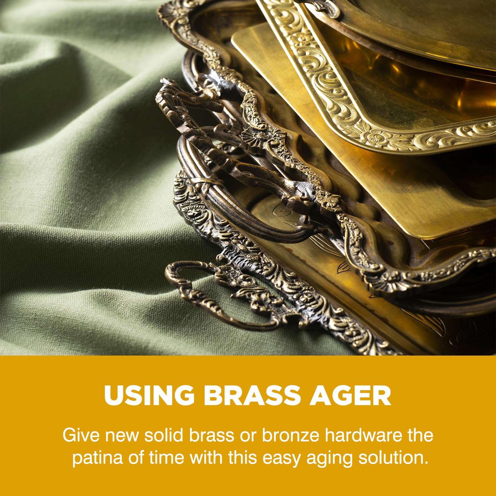 BERRY'S Bright Brass Polish (8 OZ.)