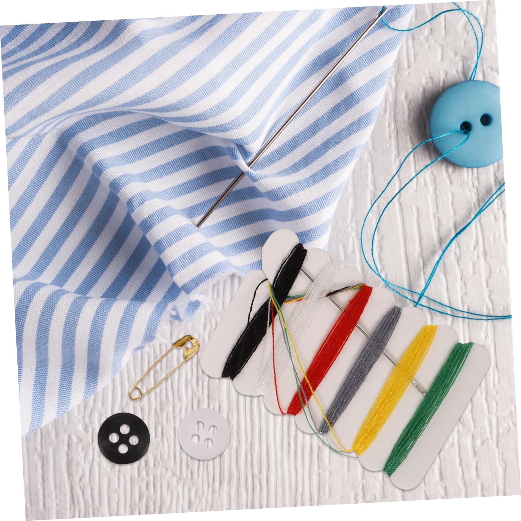 STOBOK 100confezioni Kit Da Cucito Portatile Ago e Filo Strumenti Multifunzionali Per Cucire Ricamo e Riparazioni Colori Dei Caso