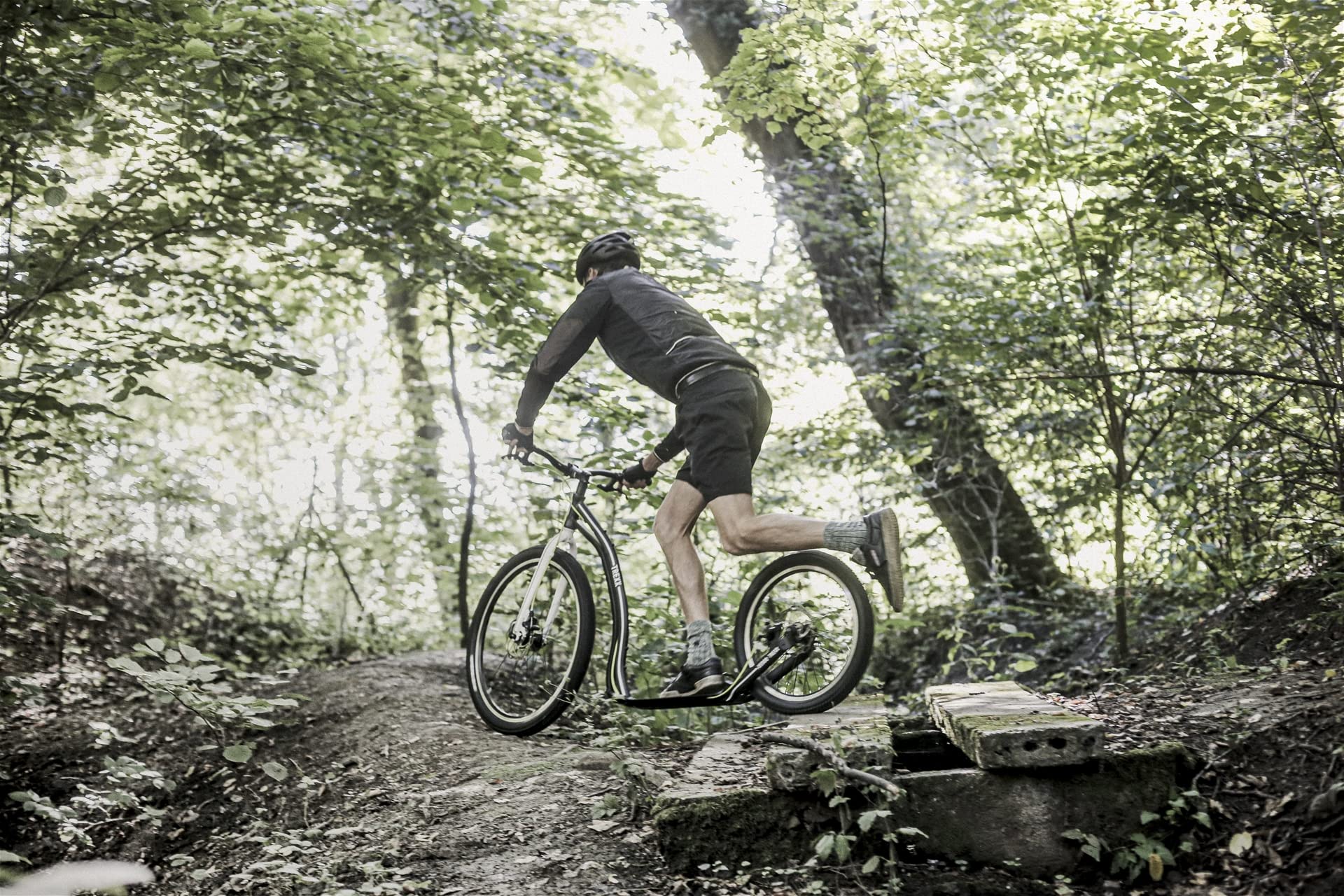 Yedoo Trexx Disc Trottinette tout-terrain, jusqu'à 150 kg, avec pneus pneumatiques 26/20, pour adultes, en alliage d'aluminium, avec freins à disque et guidon réglable, poids 9,1 kg