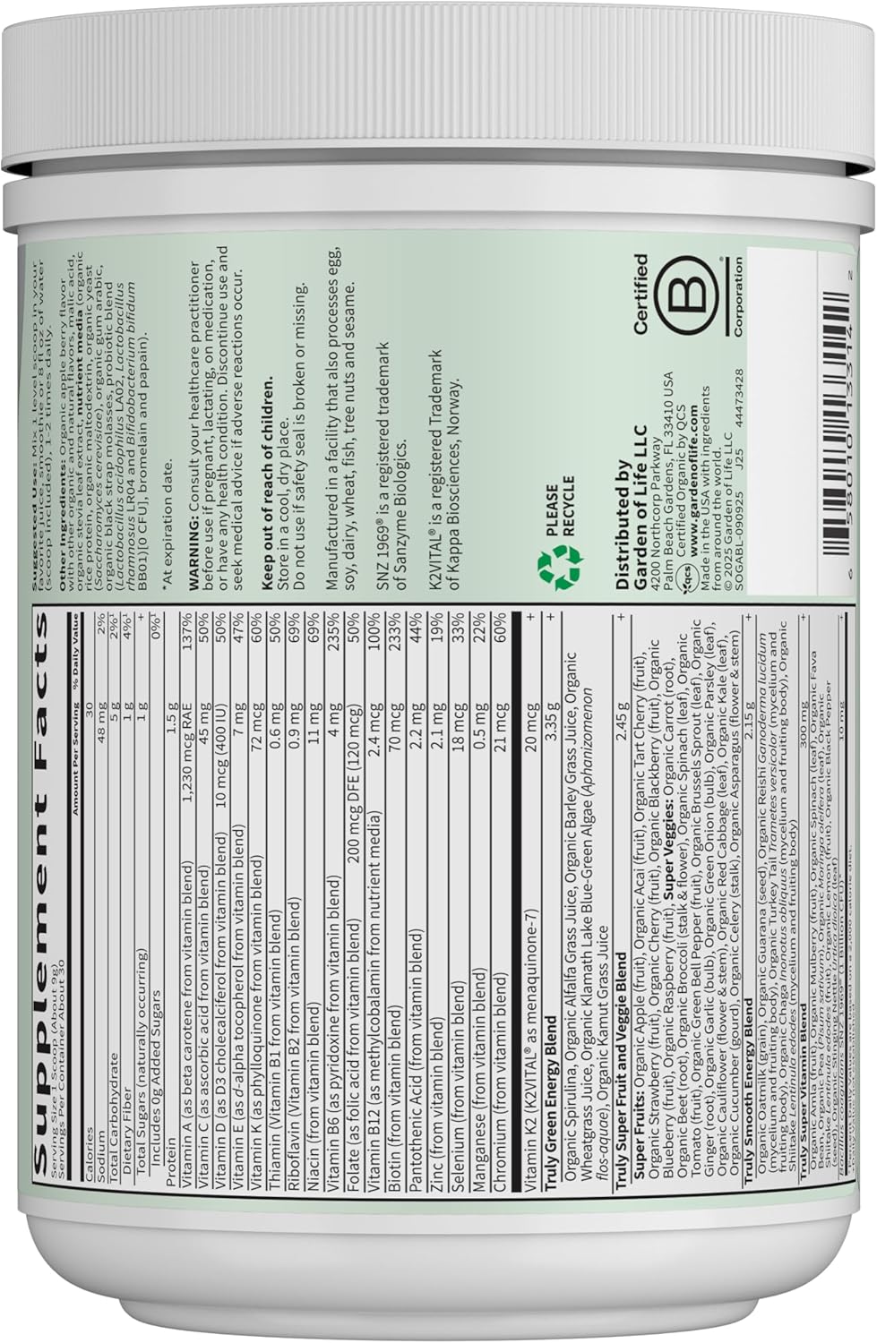 Garden of Life Sport Nutrition Greens and Superfoods Powder for Women and Men - Apple Berry, Organic Blend - Spirulina, Fruit, Vitamins, Pre & Probiotics, Mushrooms, Athletic Supplements, 30 Servings