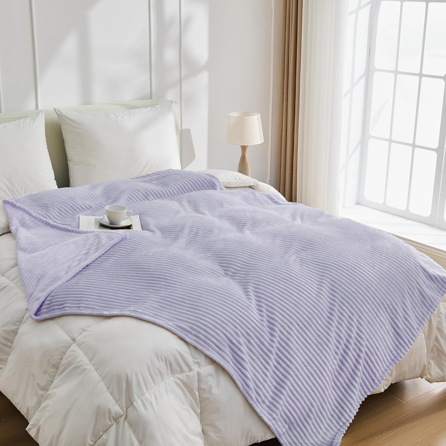 Bnuitland Light Purple Throw Blanket for Couch Bed, Soft Fleece Home Decor image 5