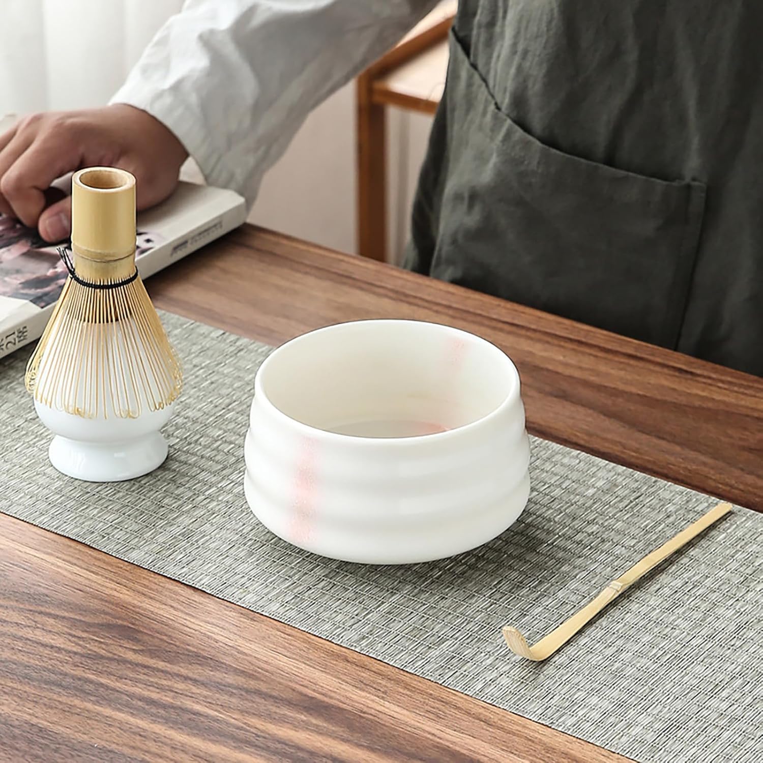 Matcha Whisk Scoop and Holder Matcha Bowl with Strainer Japanese Matcha Ceremony Accessory Set White