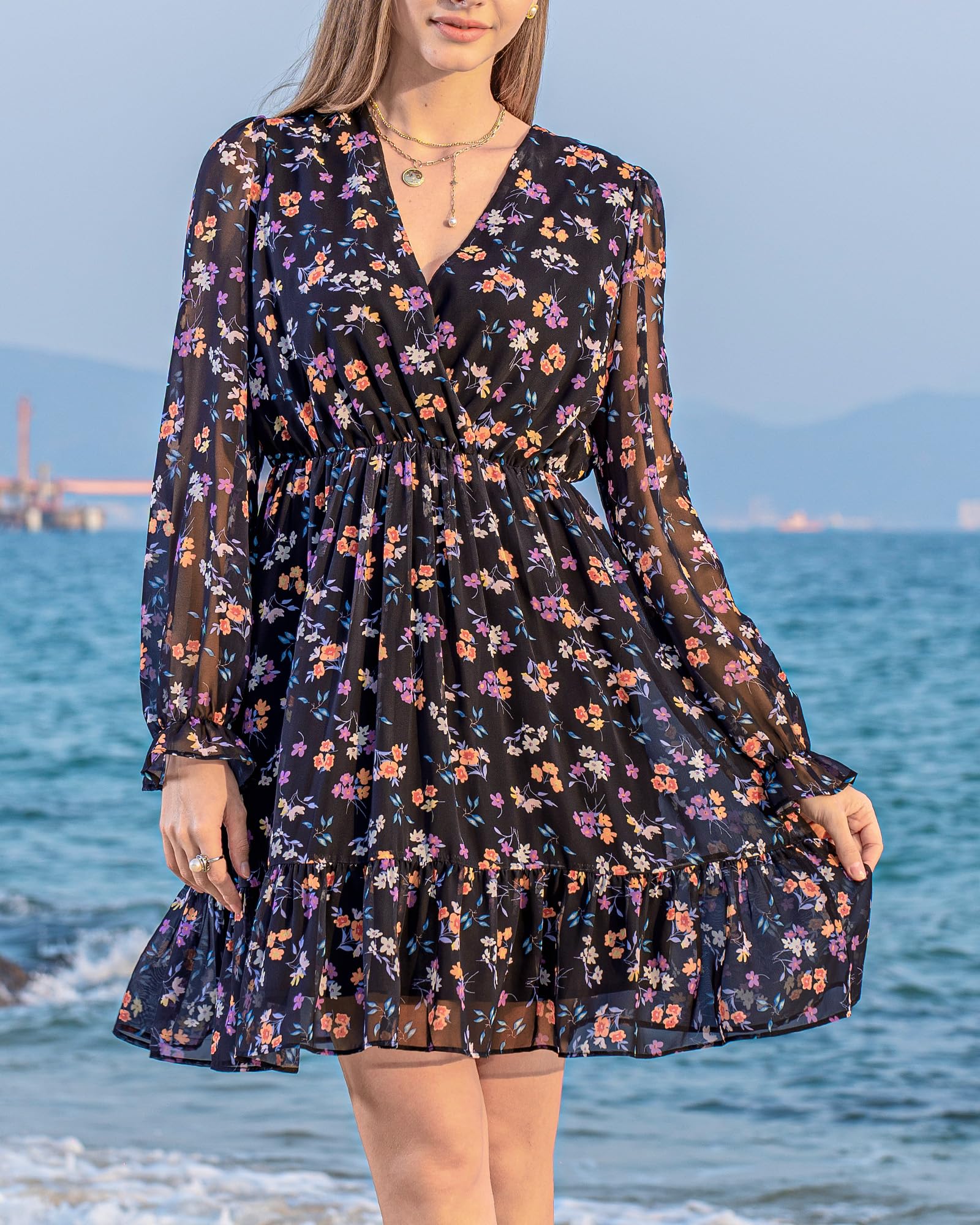 Blumenmuster Minikleid Damen, Langarm Chiffon Kleid mit V-Ausschnitt und Rüschen, Elegantes Freizeitkleid für Frühling & Sommer