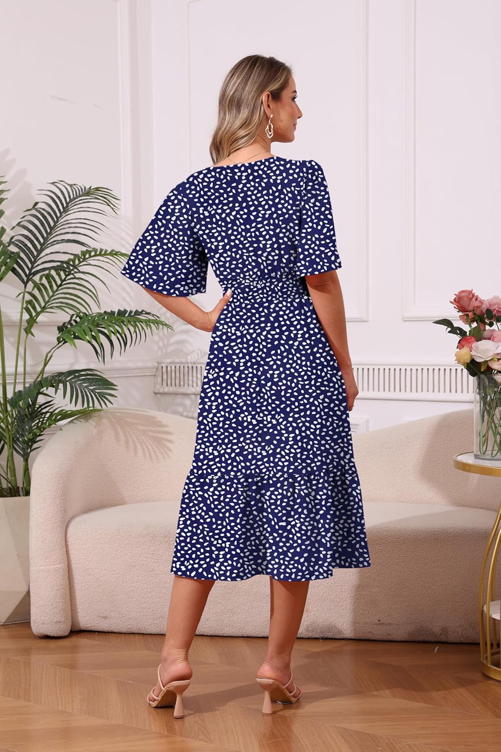 Women's Casual Dresses Boho Floral Midi Dress Smocked Short Sleeve Babydoll Sundress with Pockets 2026 Summer