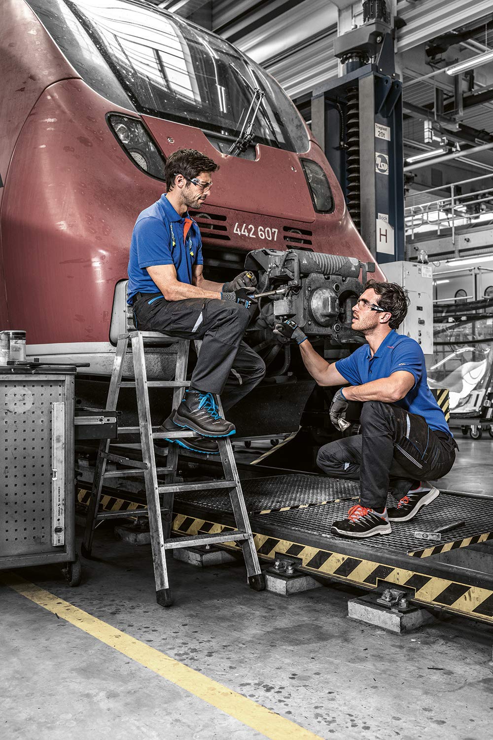 Uvex Suxxeed 7424 Herren-Arbeitshose - Blaue Männer-Cargohose