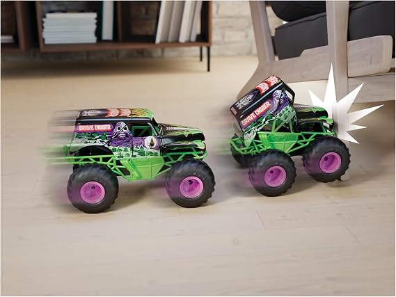 Monster Jam - Smash 'n Bash Grave Digger, uzaktan kumandalı canavar kamyon, çarpışma sırasında deforme olur ve düğmeye basarak tekrar onarılır, 2,4 GHz kontrol, 4 yaşından itibaren