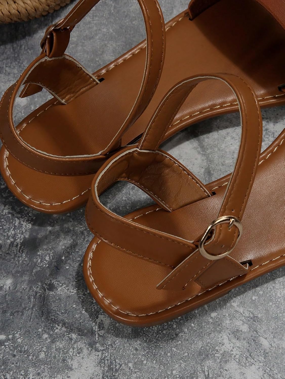 Verdusa Women's One Band Ankle Strap Flat Sandals Open Toe Walking Shoes - Image 5