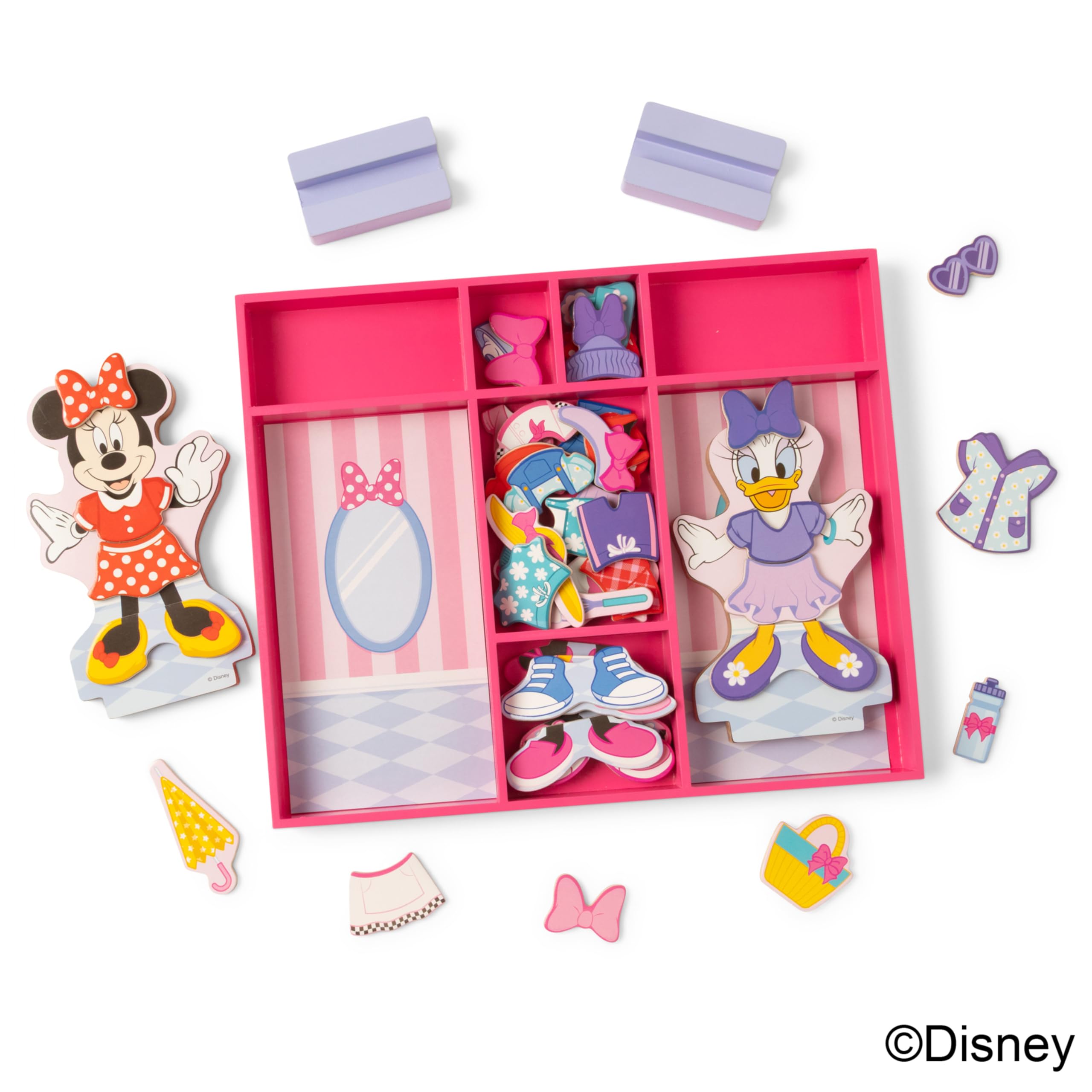 Melissa & Doug Disney Minnie Mouse e Daisy Duck Deluxe - 2 bambole magnetiche in legno con supporto per gioco di finzione, 52 pezzi, certificato FSC