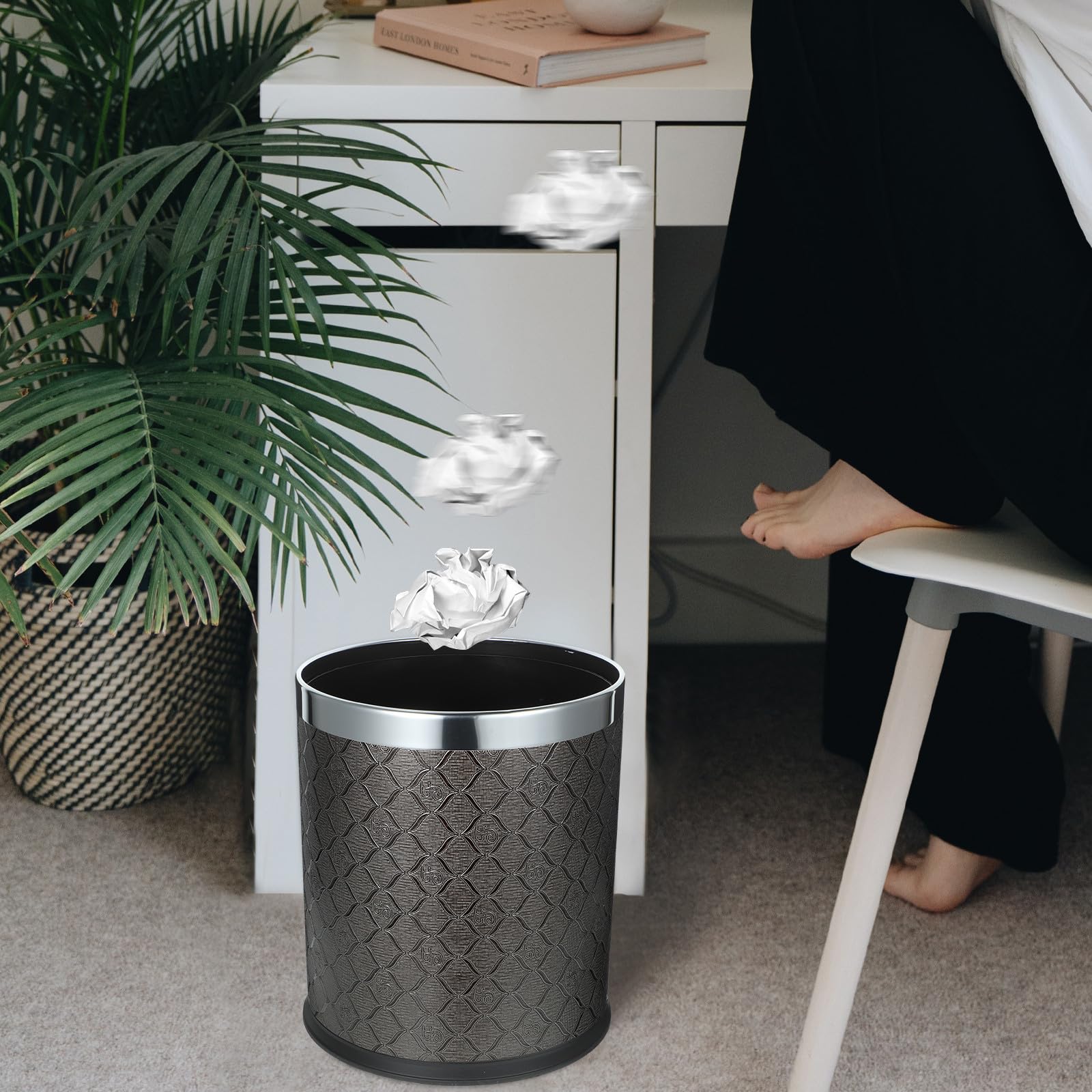 CLISPEED Cubo de Basura Doméstico de Plástico, Papelera de Cocina sin Tapa, Negro, Fácil de Usar, Diseño Sencillo, para Baño y Oficina, para Dormitorio