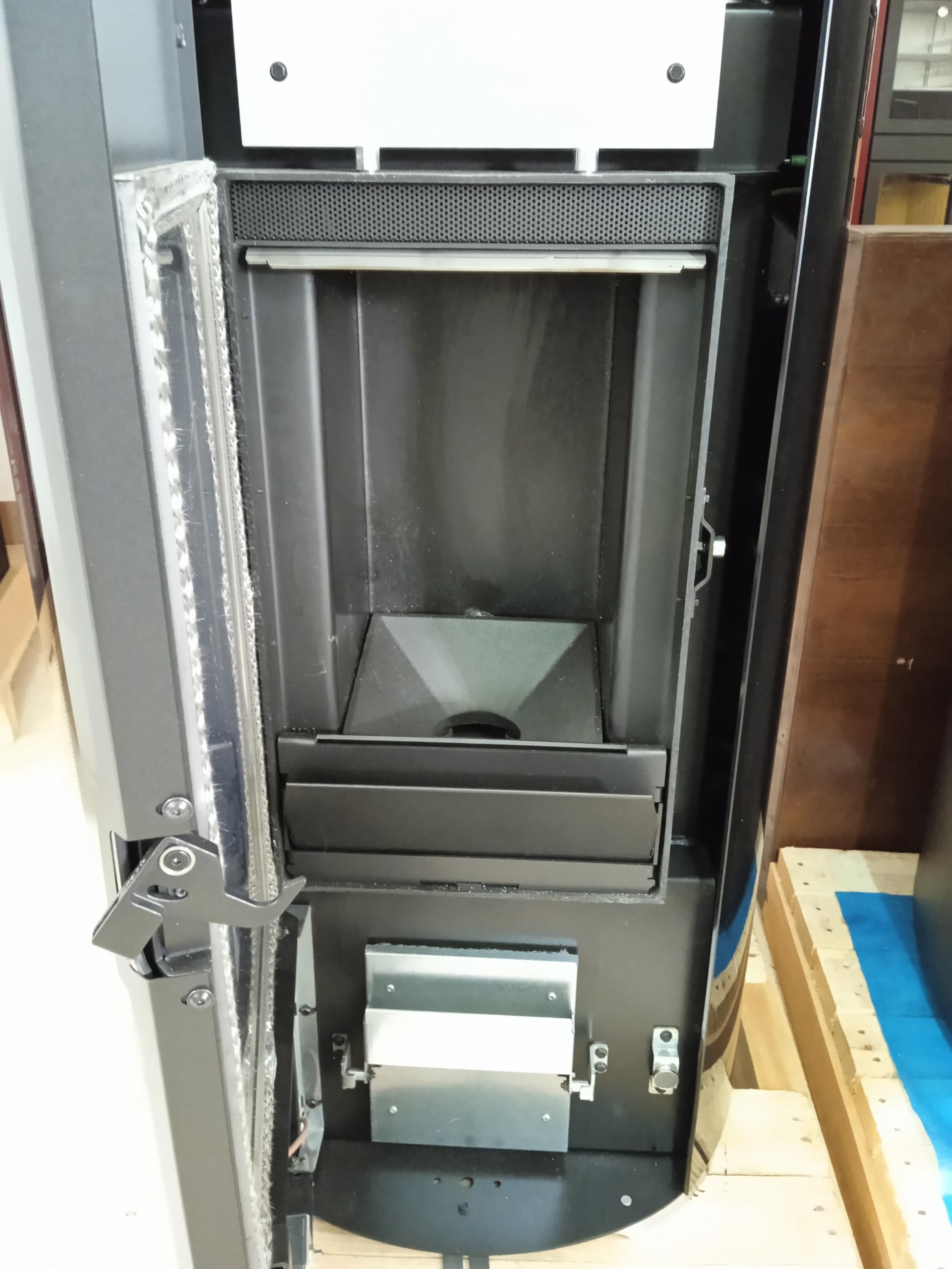 Nobis - Termoestufa de pellets modelo H12 V Shape Glass
