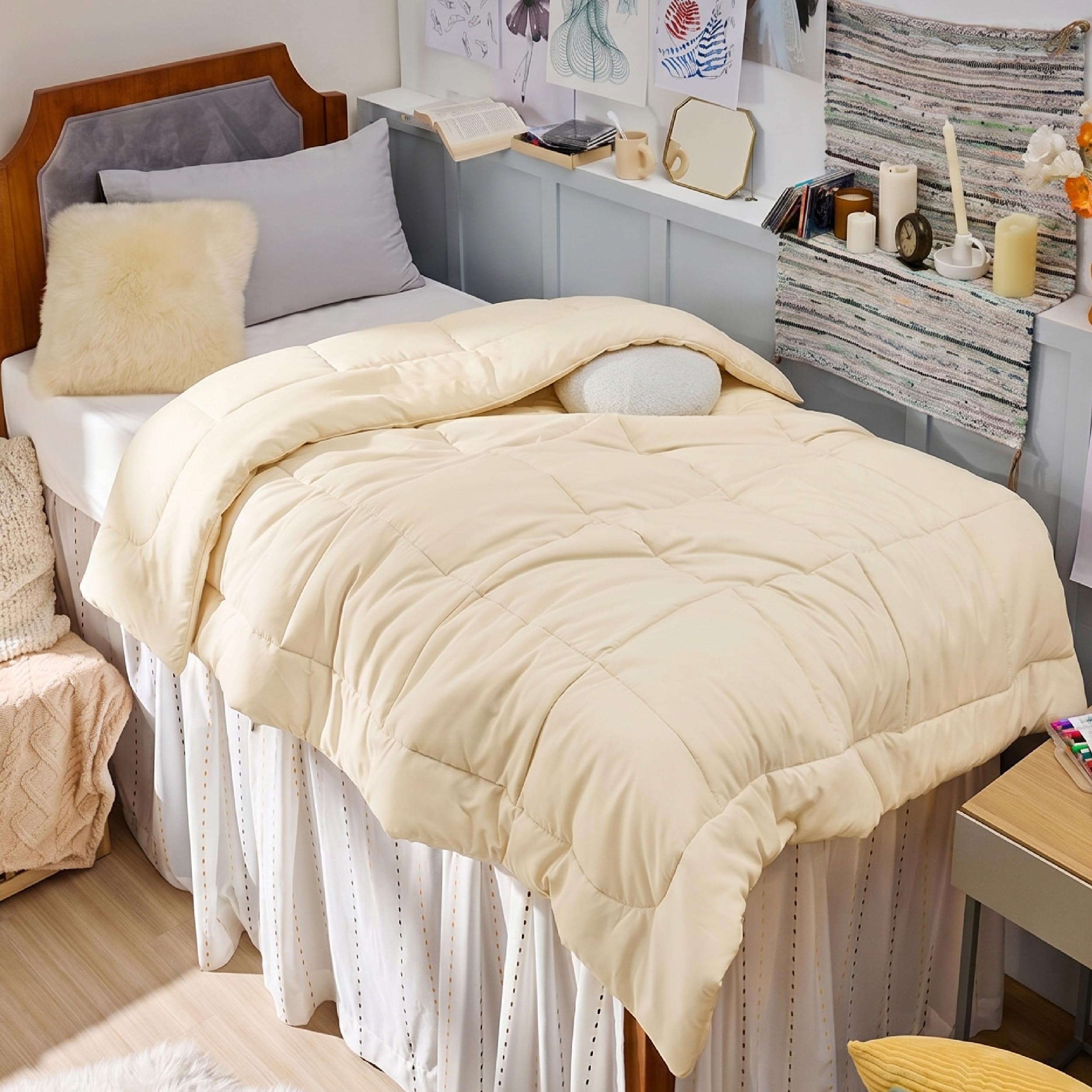 Bedsure Comforter Duvet Insert - Quilted Comforters Twin XL Size, All Season Duvet, GentleSoft Down Alternative Bedding Blanket, with 8 Tabs,Gifts for Women/Men,Cream,Twin XL 92 x 68 Inches