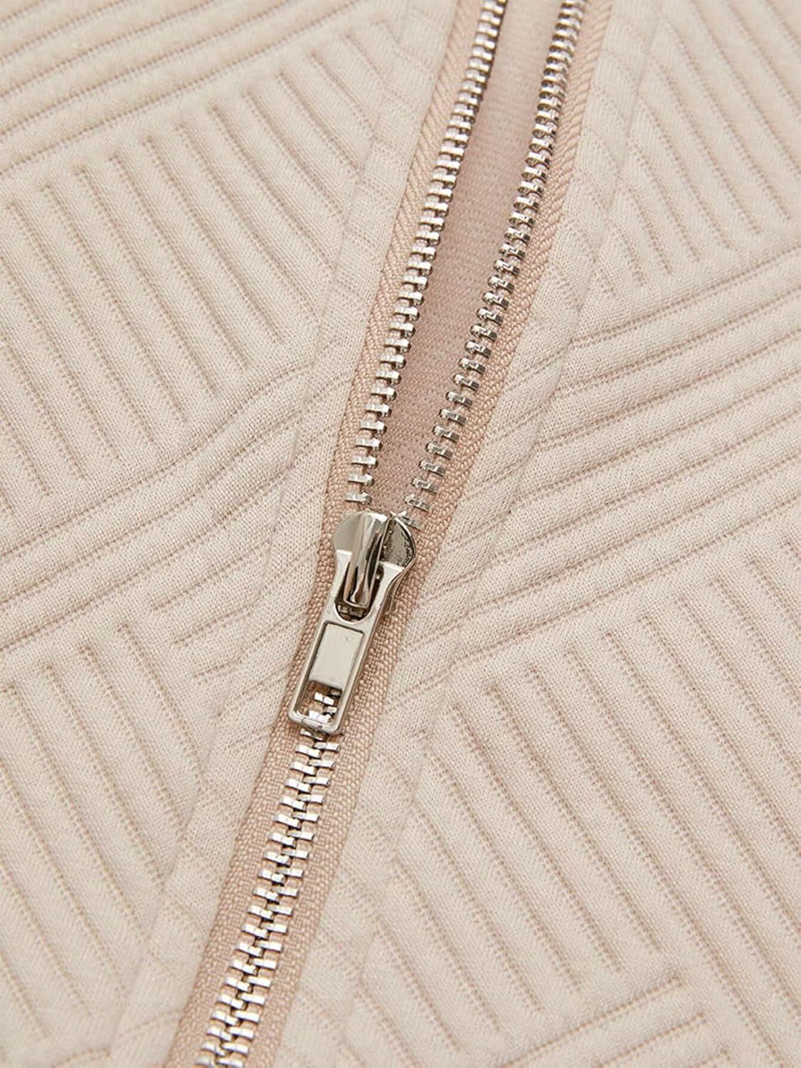 Flamingals Women's Zip Up Textured Casual Jacket Stand Collar Fall Fashion Bomber Jackets for Women 2025 with Zipper - Image 5