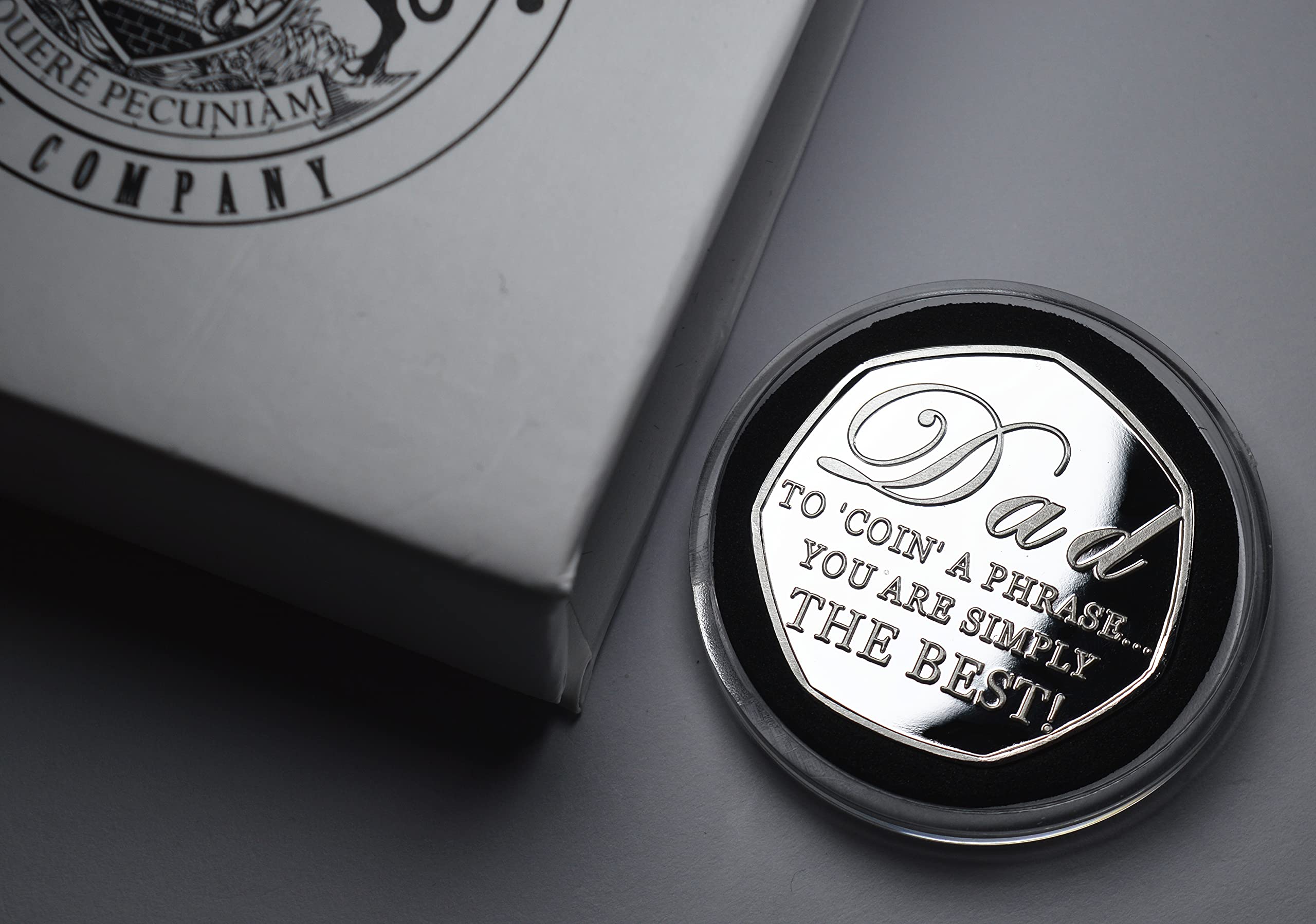 The Commemorative Coin Company HAPPY FATHER'S DAY Silver Commemorative in Capsule and Gift Box. 'Coin a Phrase'. Gift/Present. Best Dad. From Son/Daughter